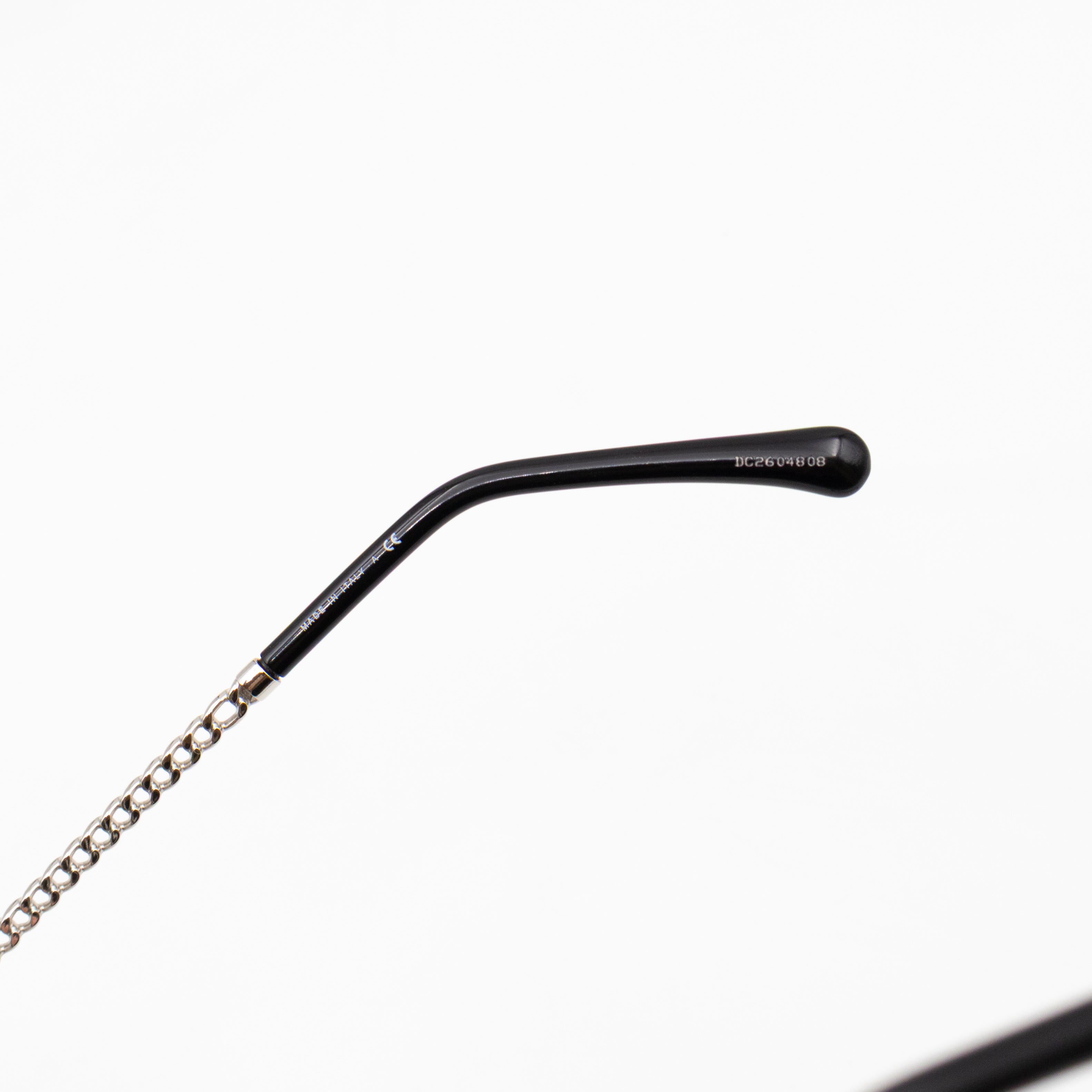 Round Sunglasses with Double Chain