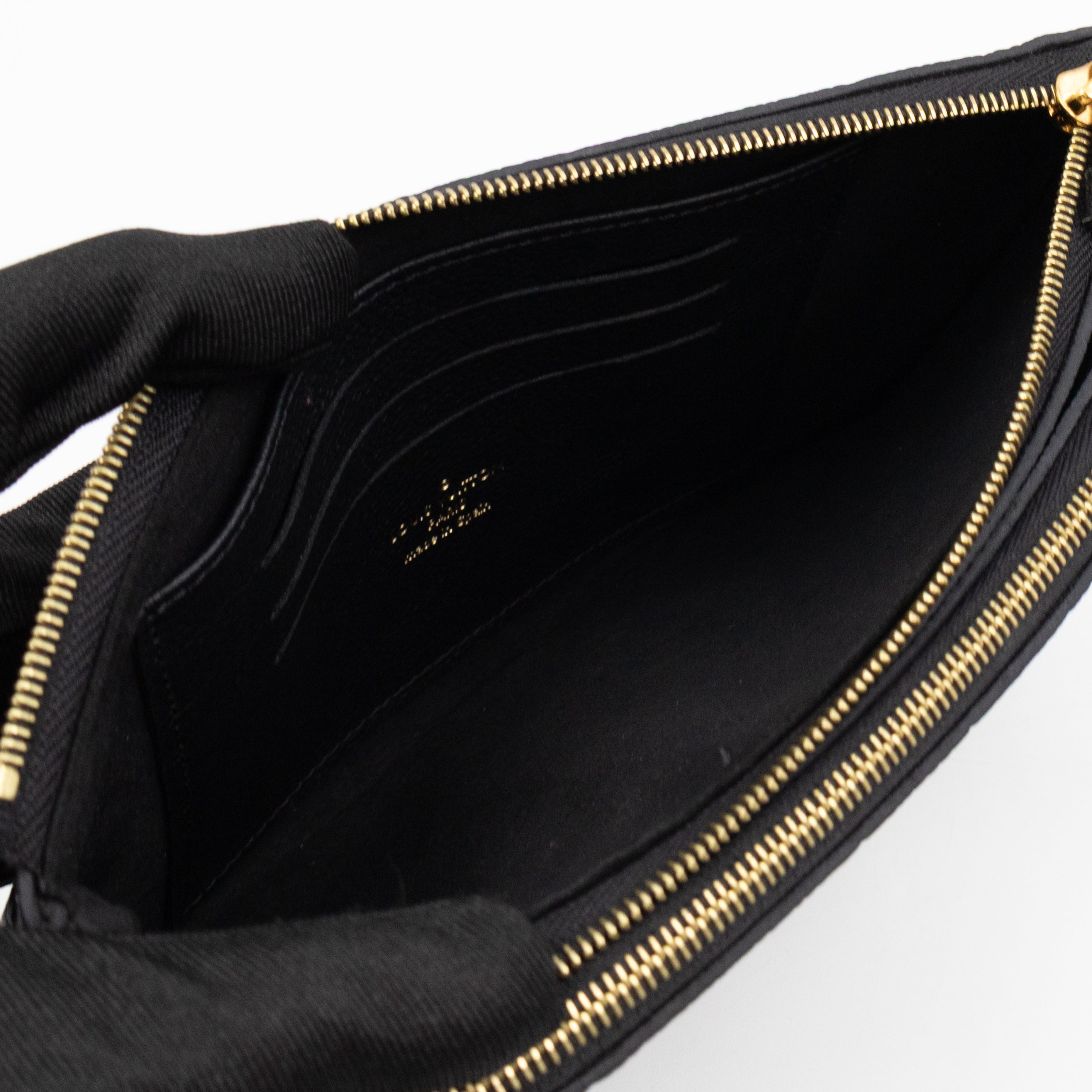 Double Zip Pochette Black Monogram Empreinte