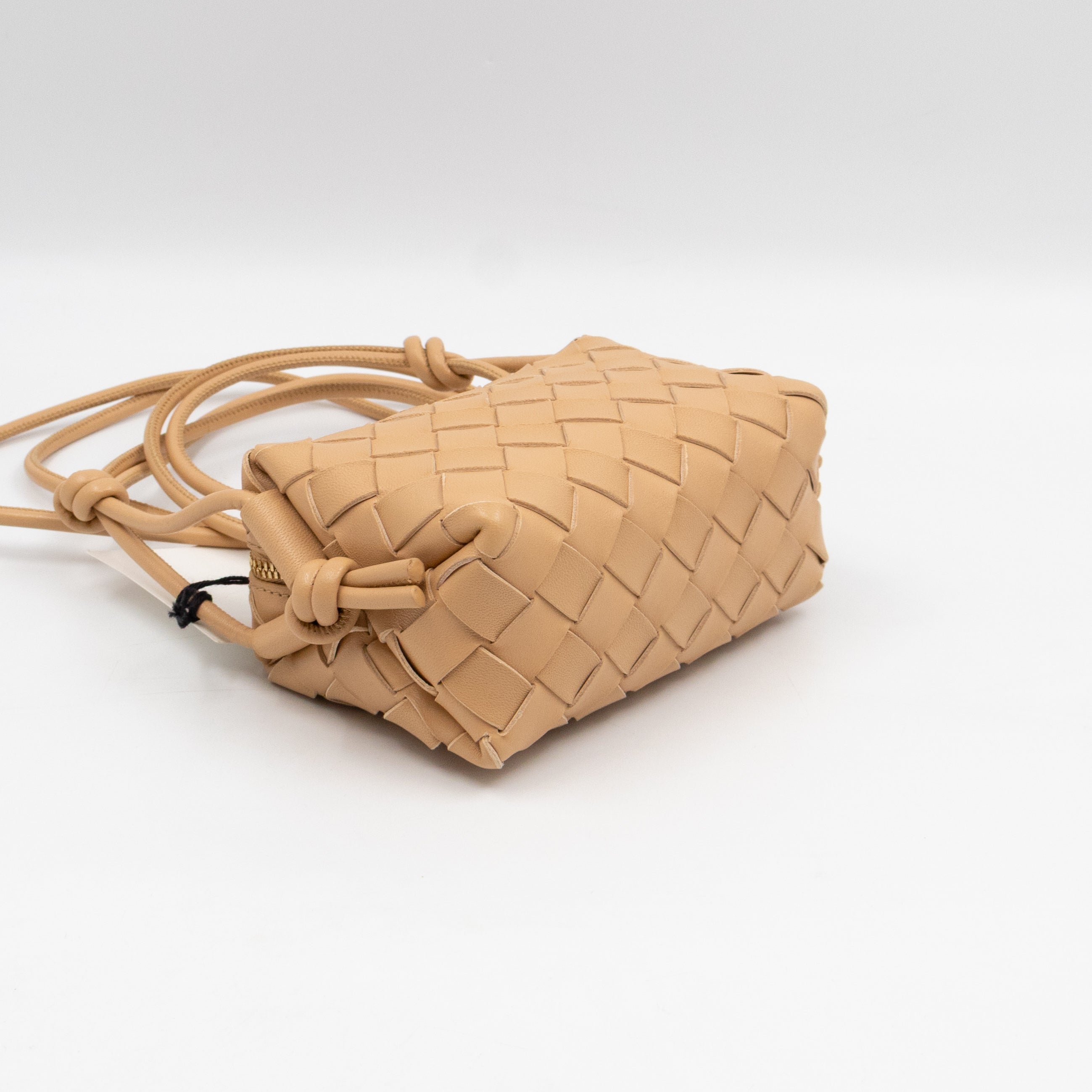Candy Loop Bag Almond Intrecciato Leather