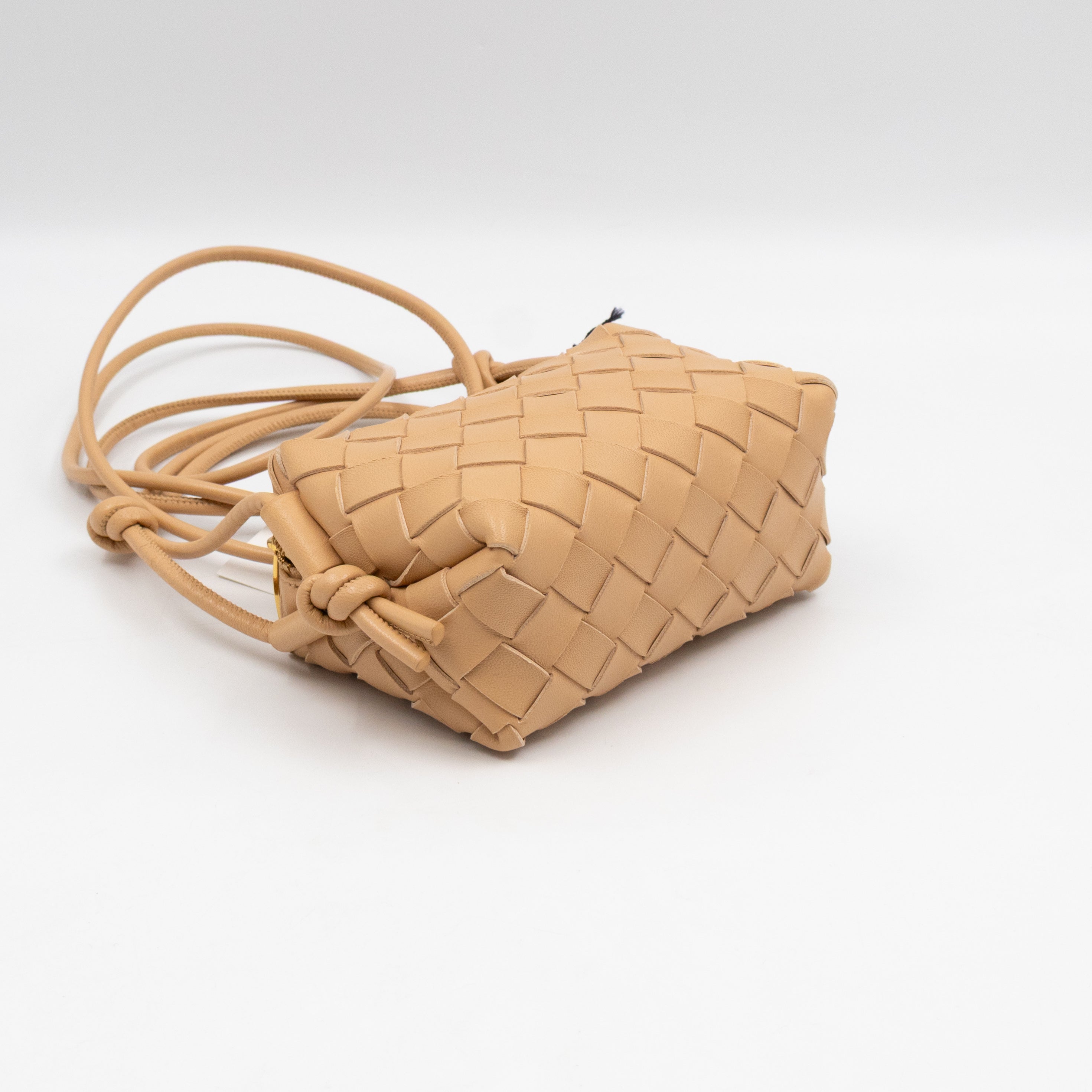 Candy Loop Bag Almond Intrecciato Leather