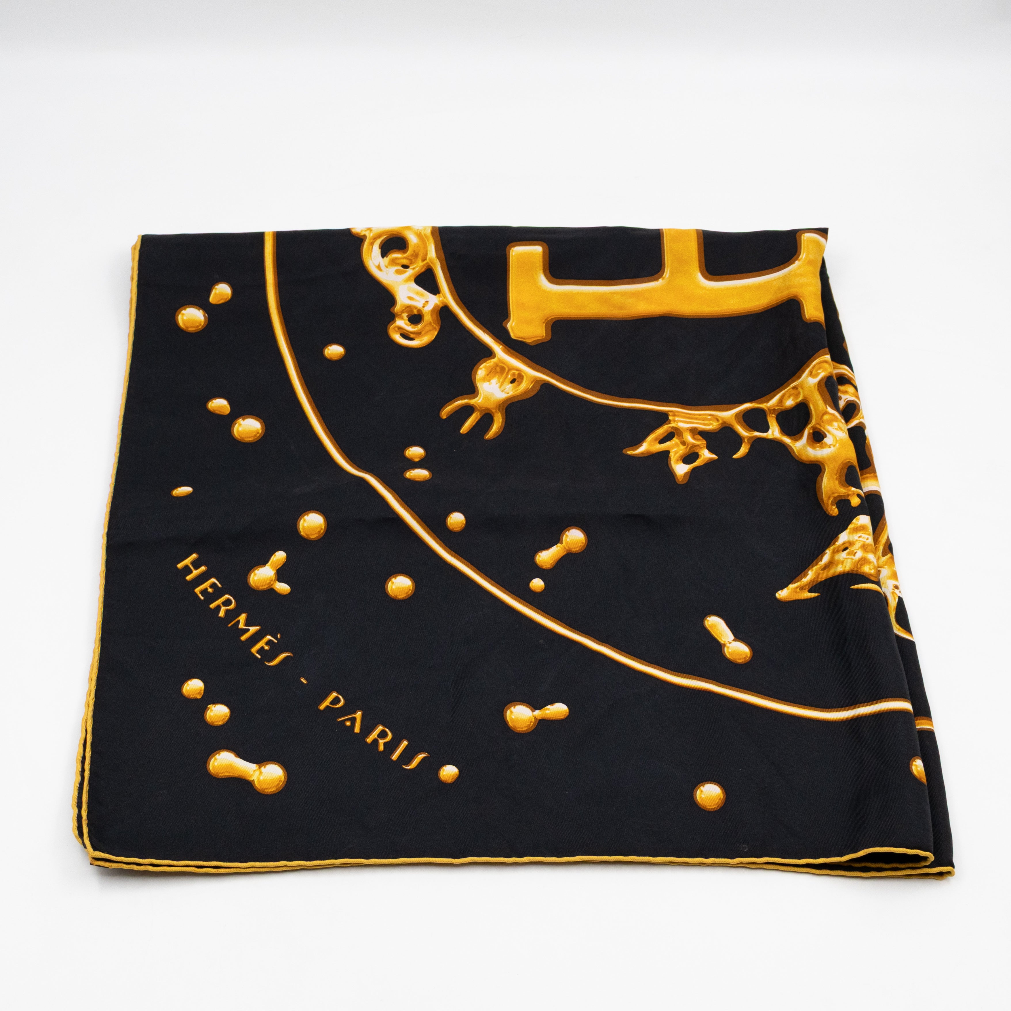 Silk Scarf 90 Vif Argent Black & Gold