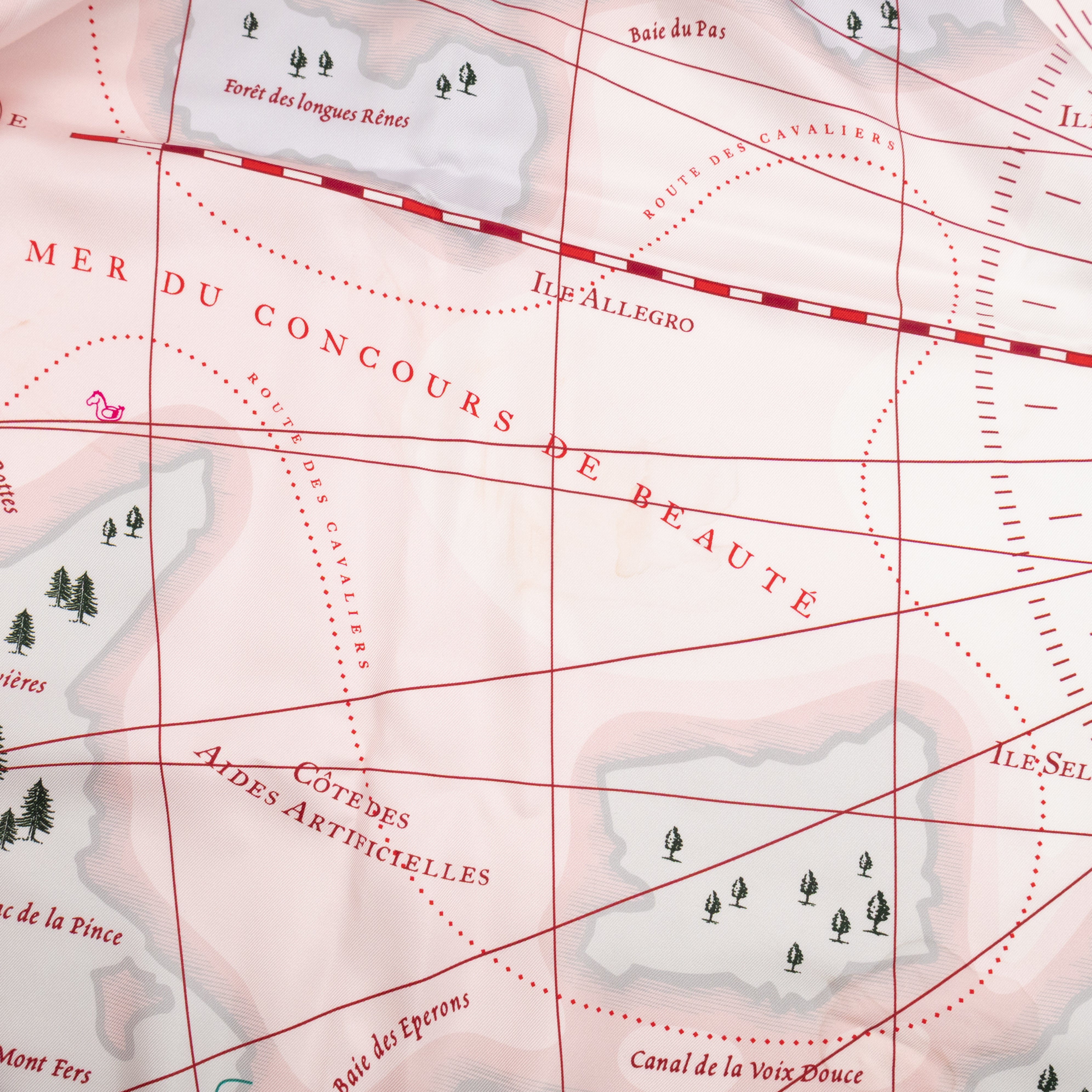 Carre Geant Silk Scarf 140 Planisphere d'un Monde Equestre Rose
