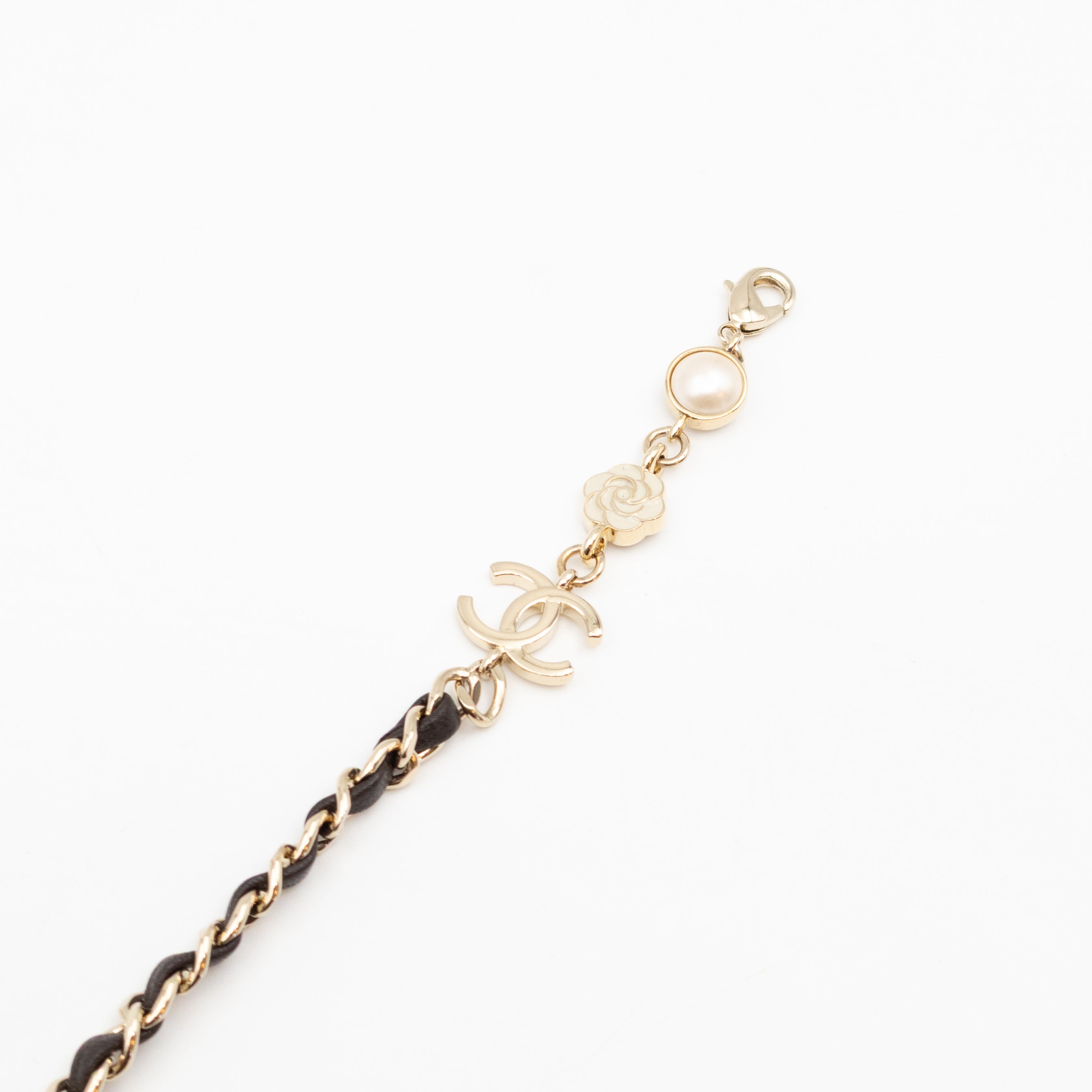 Square Sunglasses With Chanel Chain