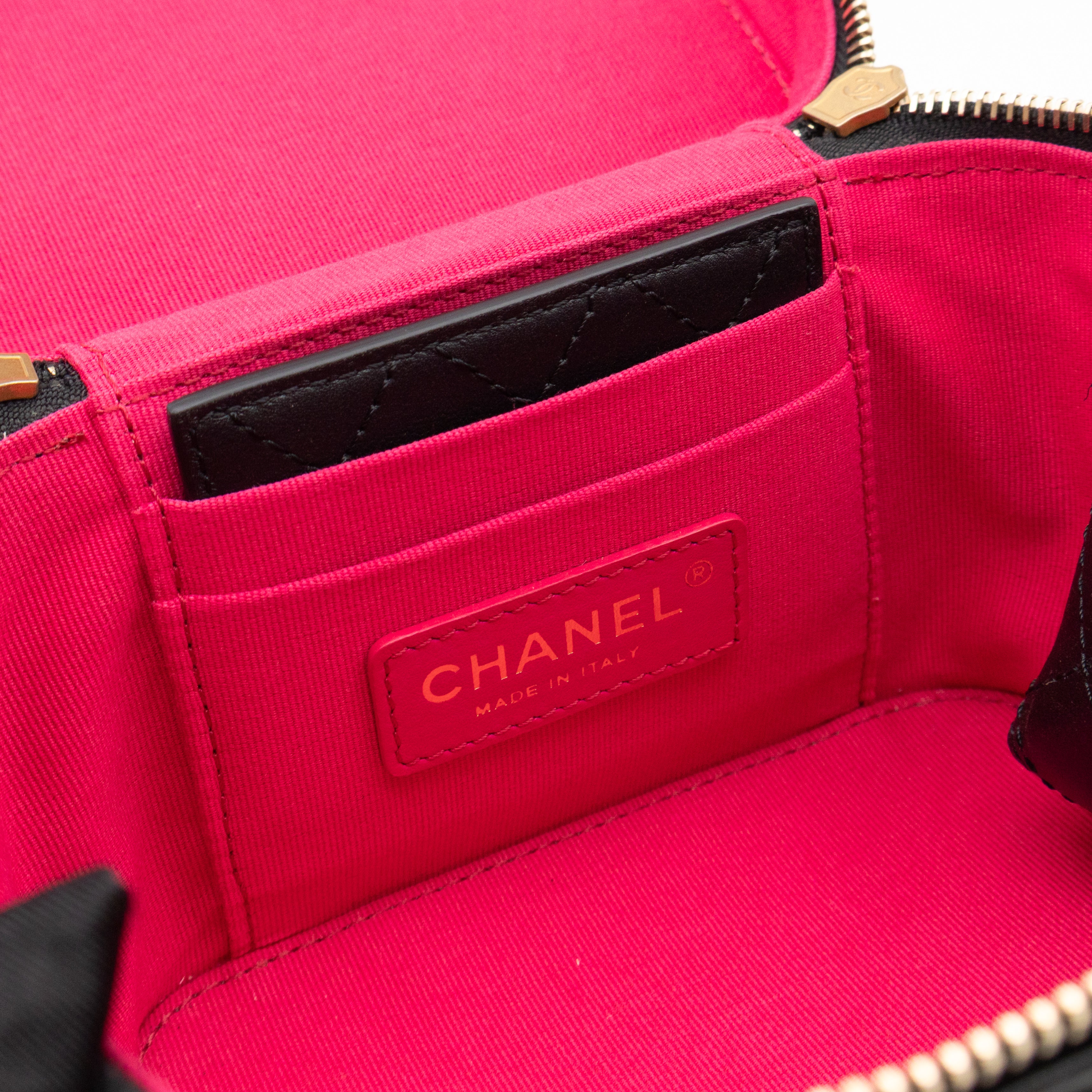 CC Chain Vanity Case Small Black Leather