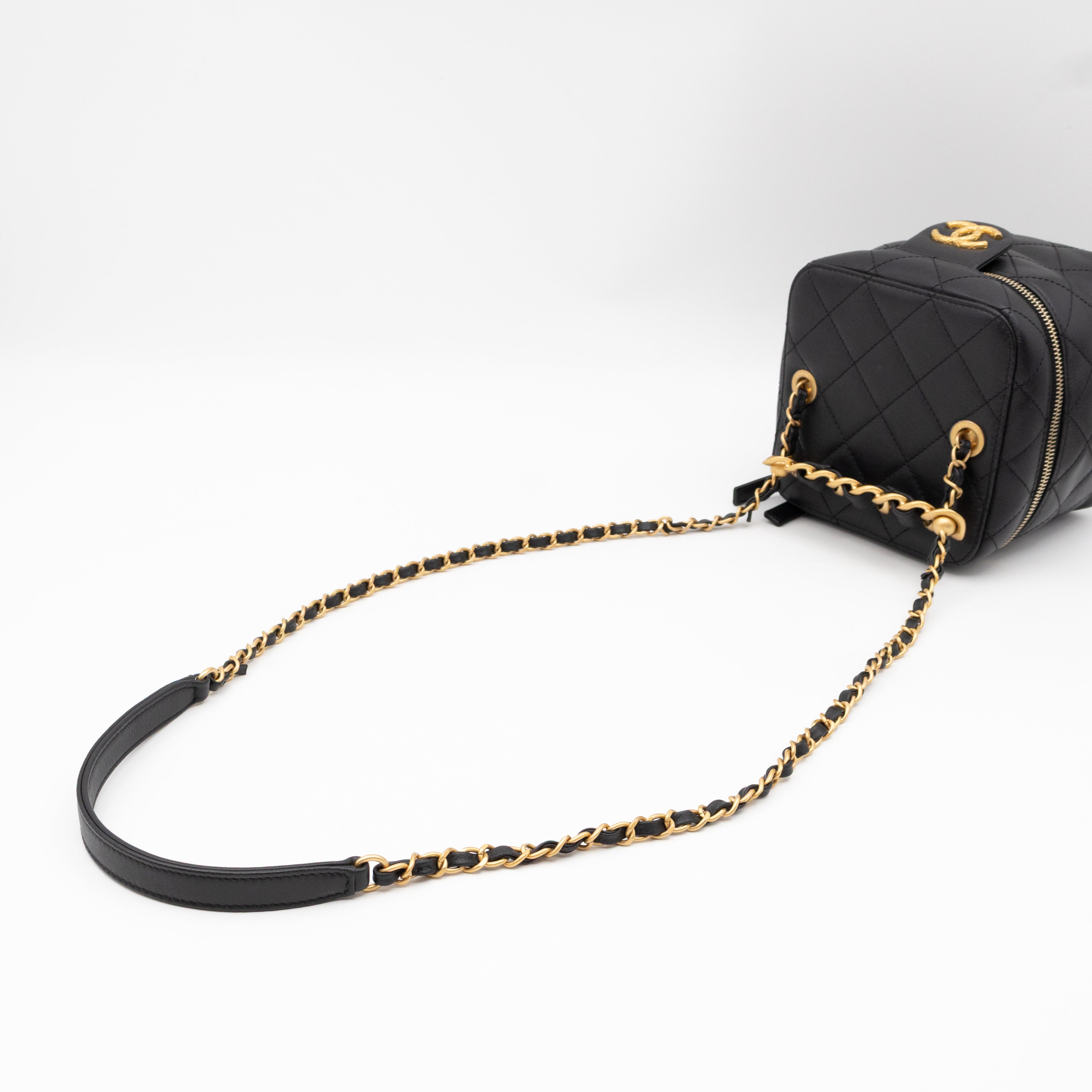 CC Chain Vanity Case Small Black Leather