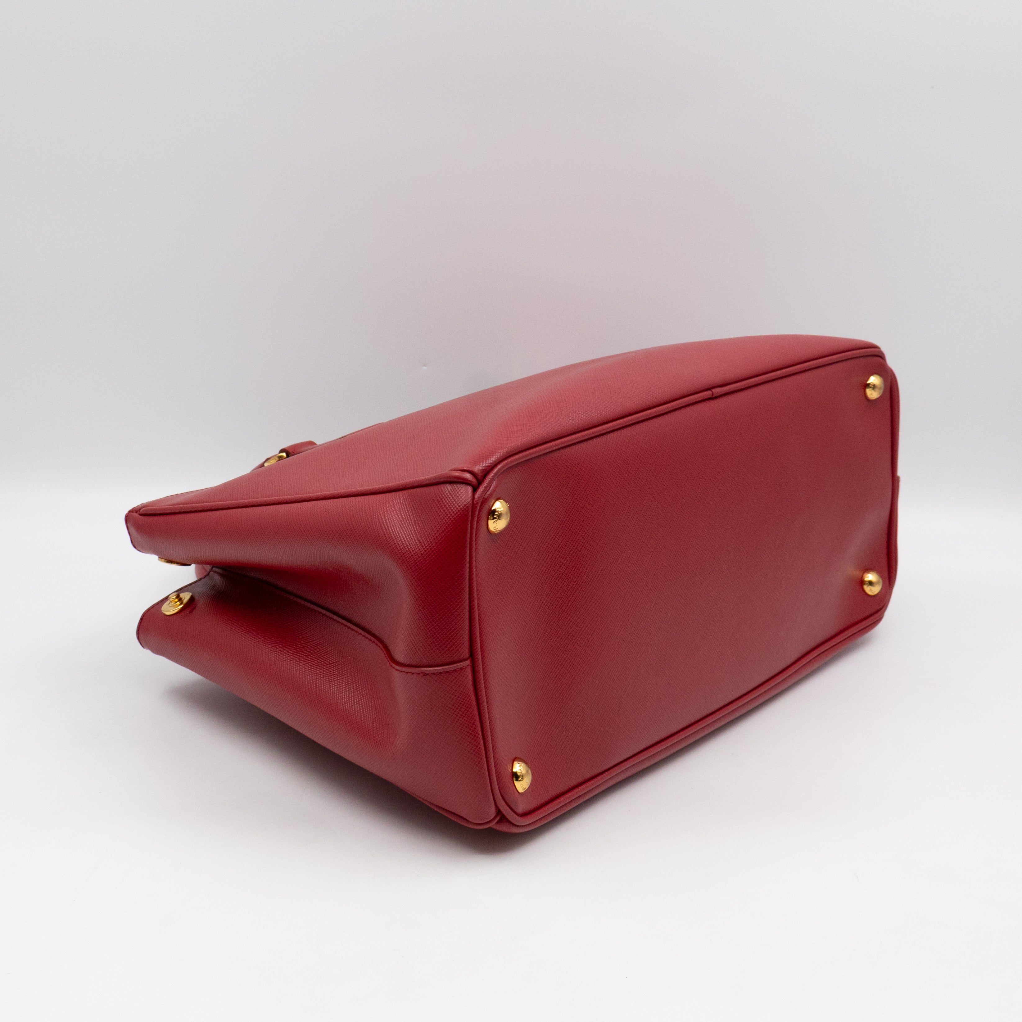 Galleria Large Double Zip Red Saffiano Leather