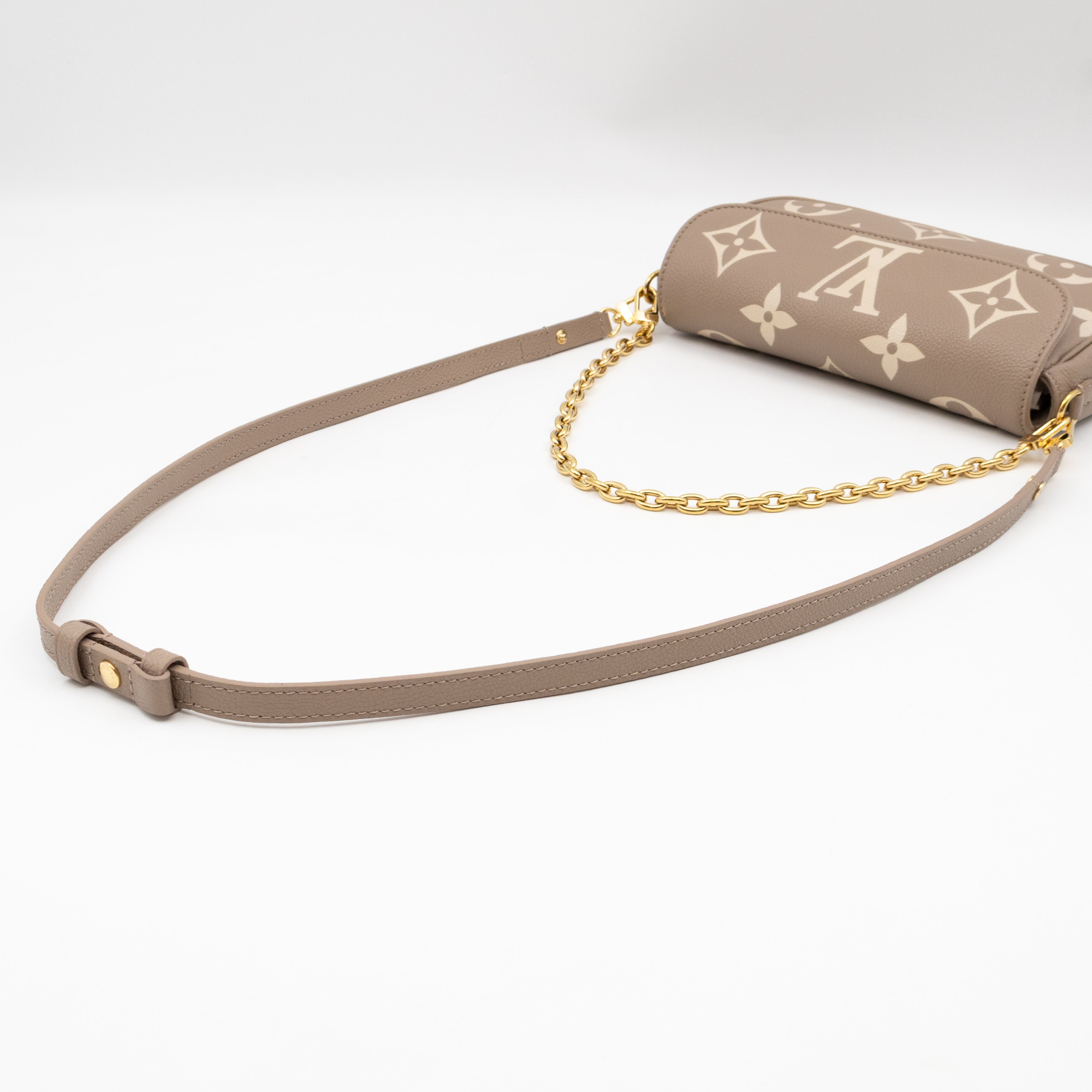 Ivy Wallet On Chain Bicolor Monogram Empreinte Leather