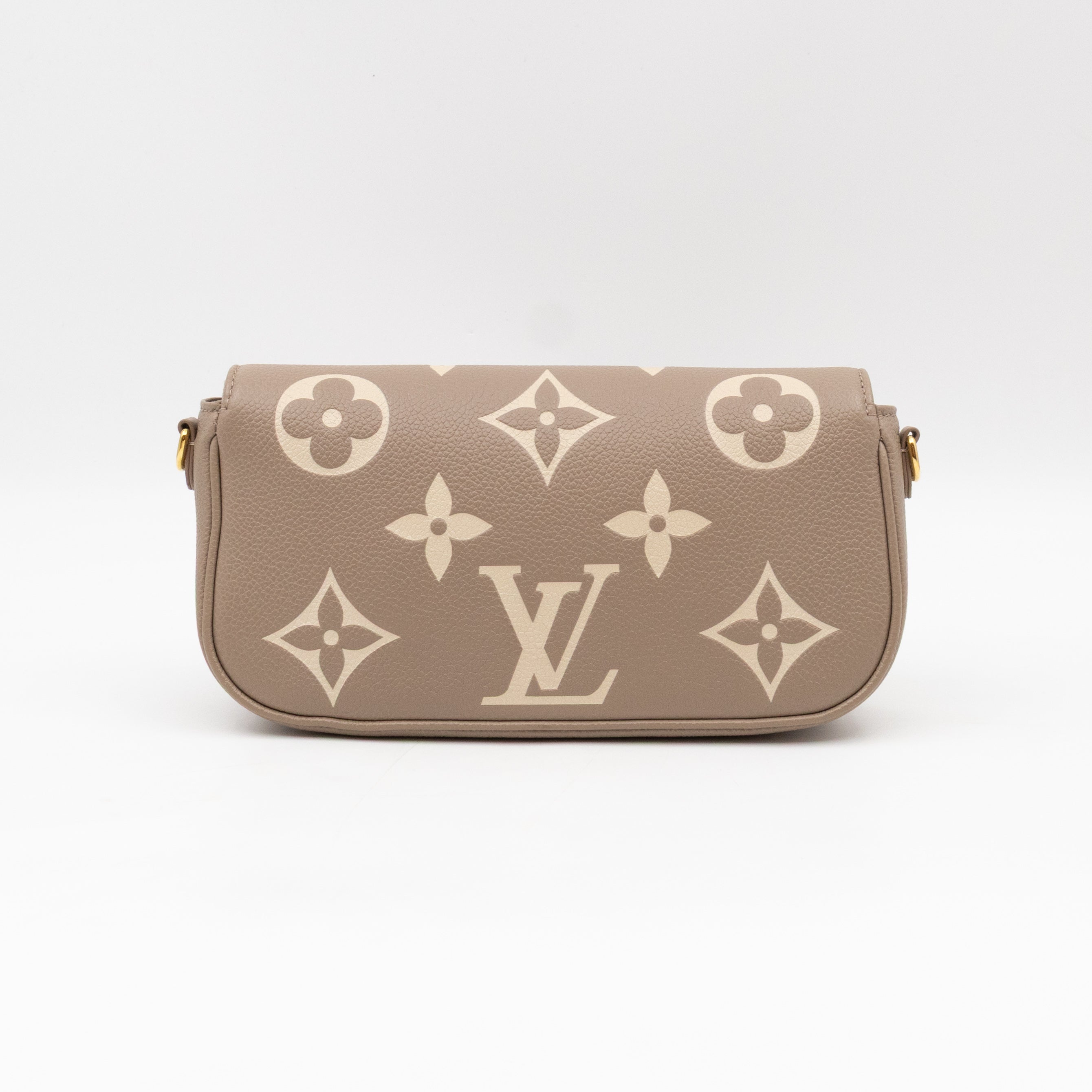 Ivy Wallet On Chain Bicolor Monogram Empreinte Leather