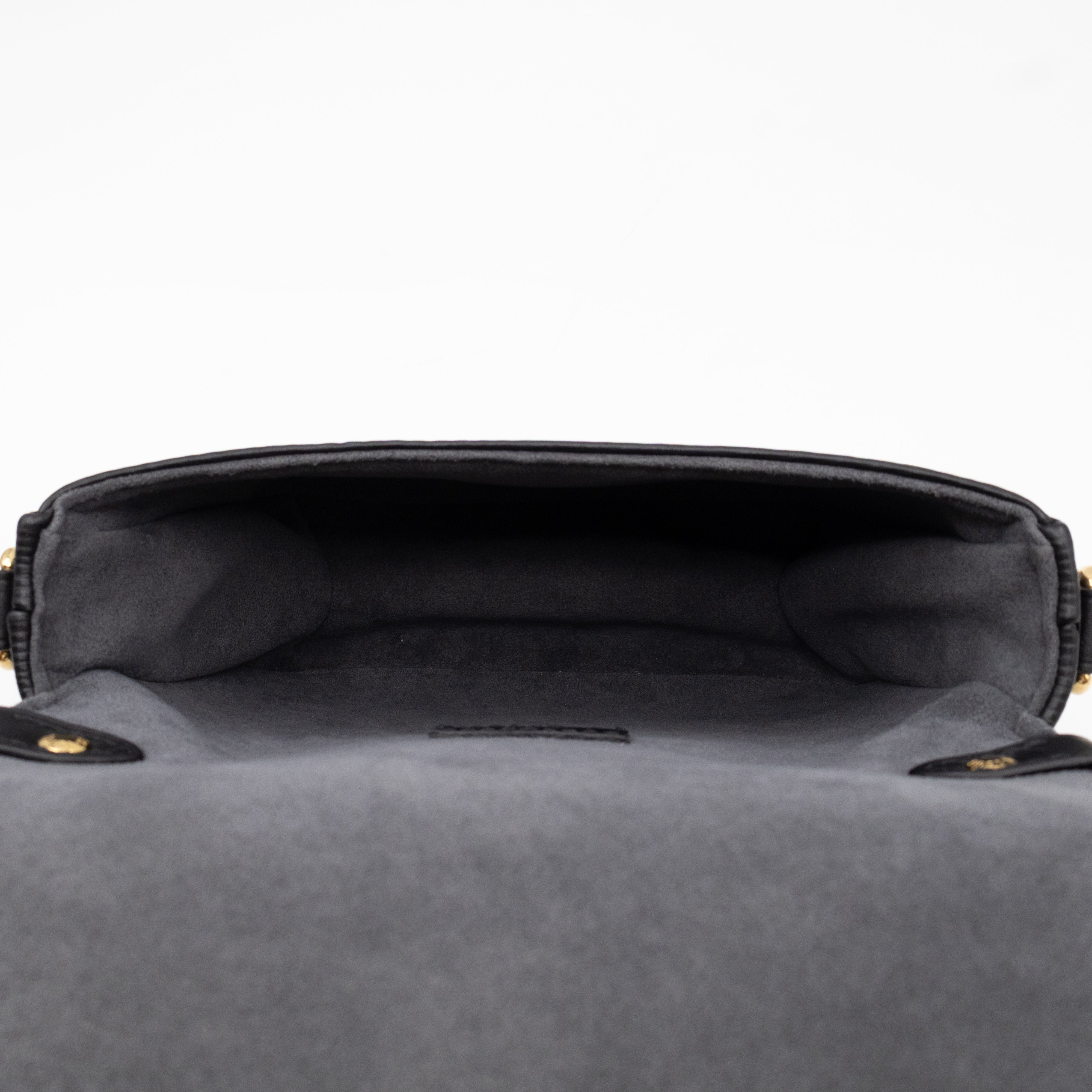 Saumur BB Black Epi Leather