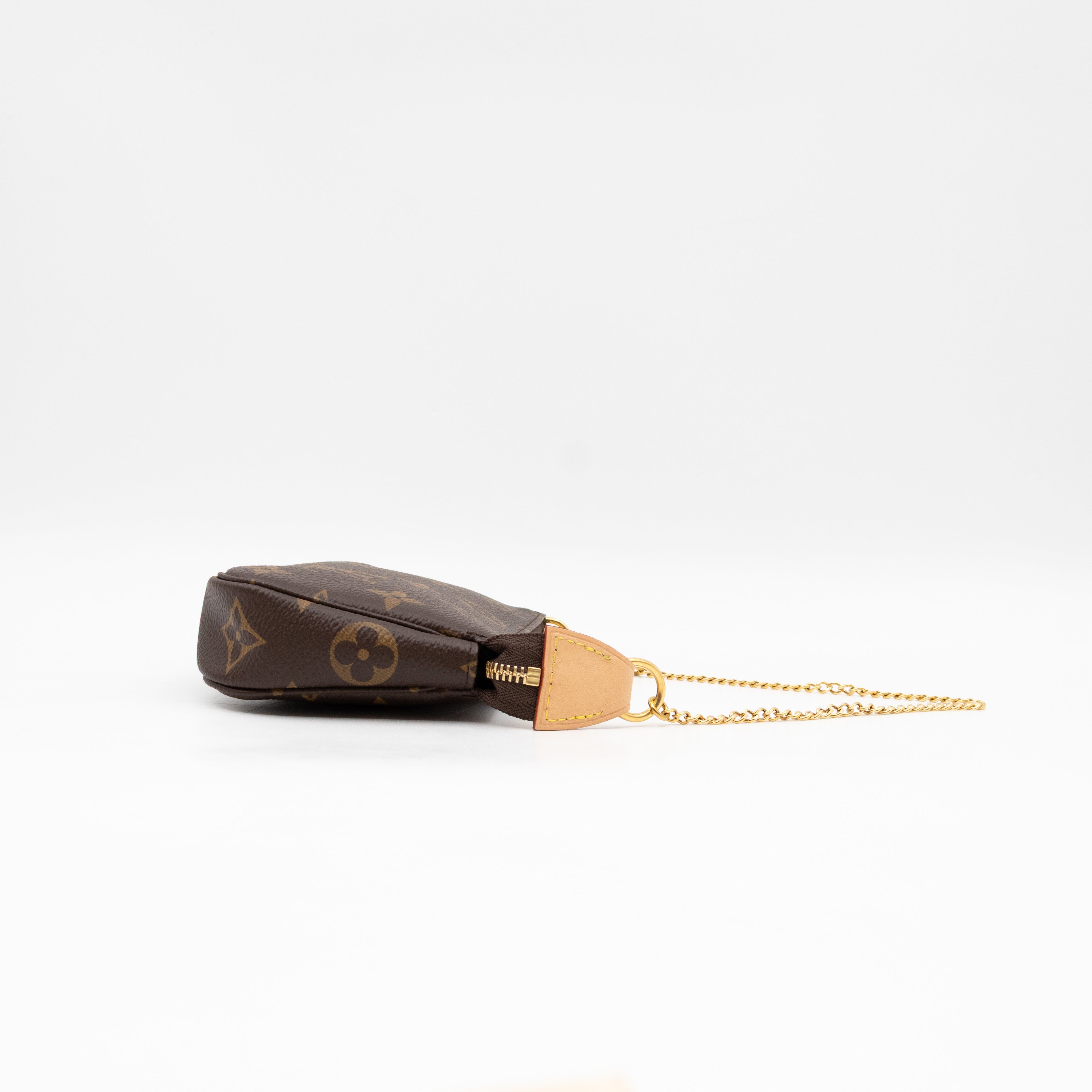 Mini Pochette Accessoires On Chain Monogram