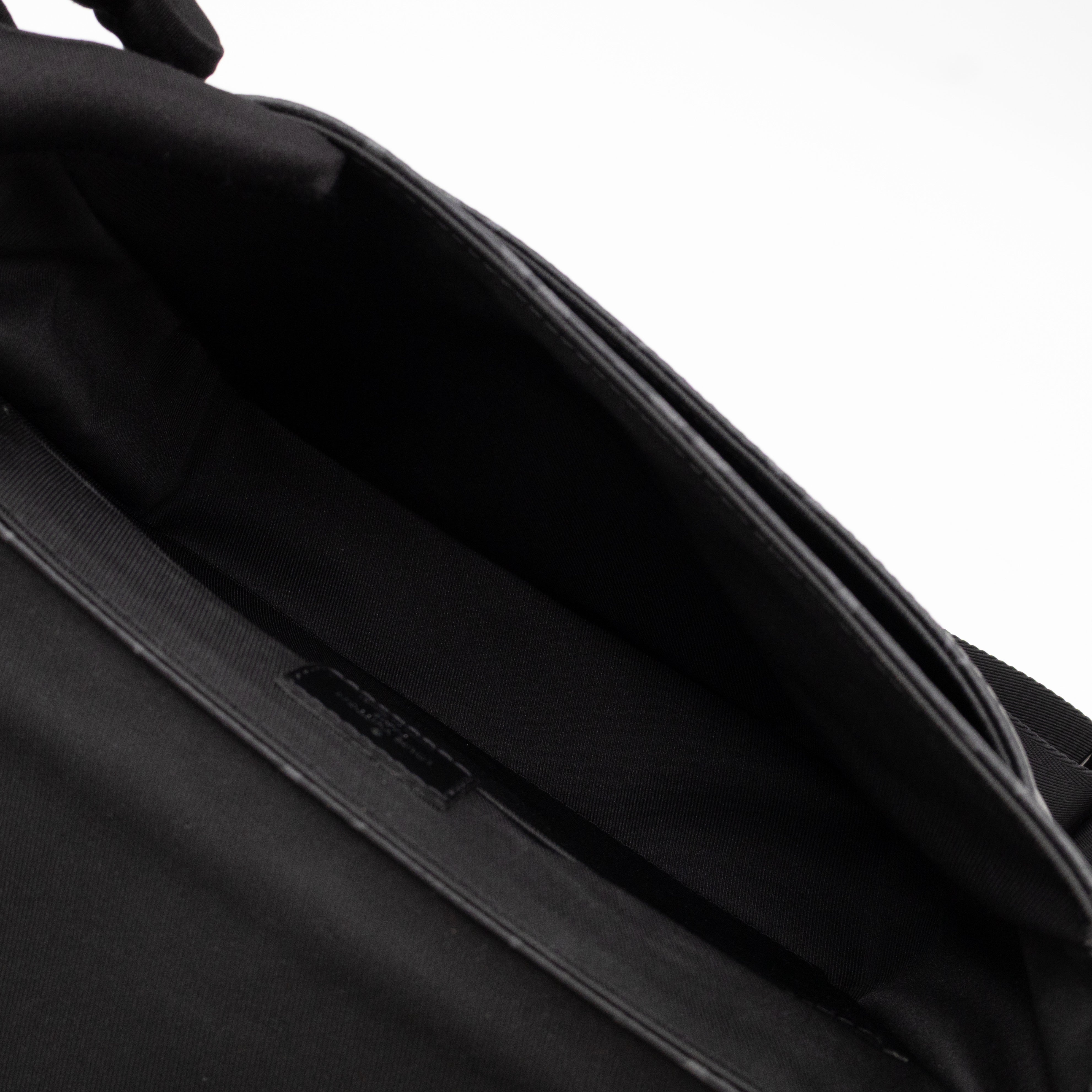 District PM Messenger Bag Monogram Eclipse