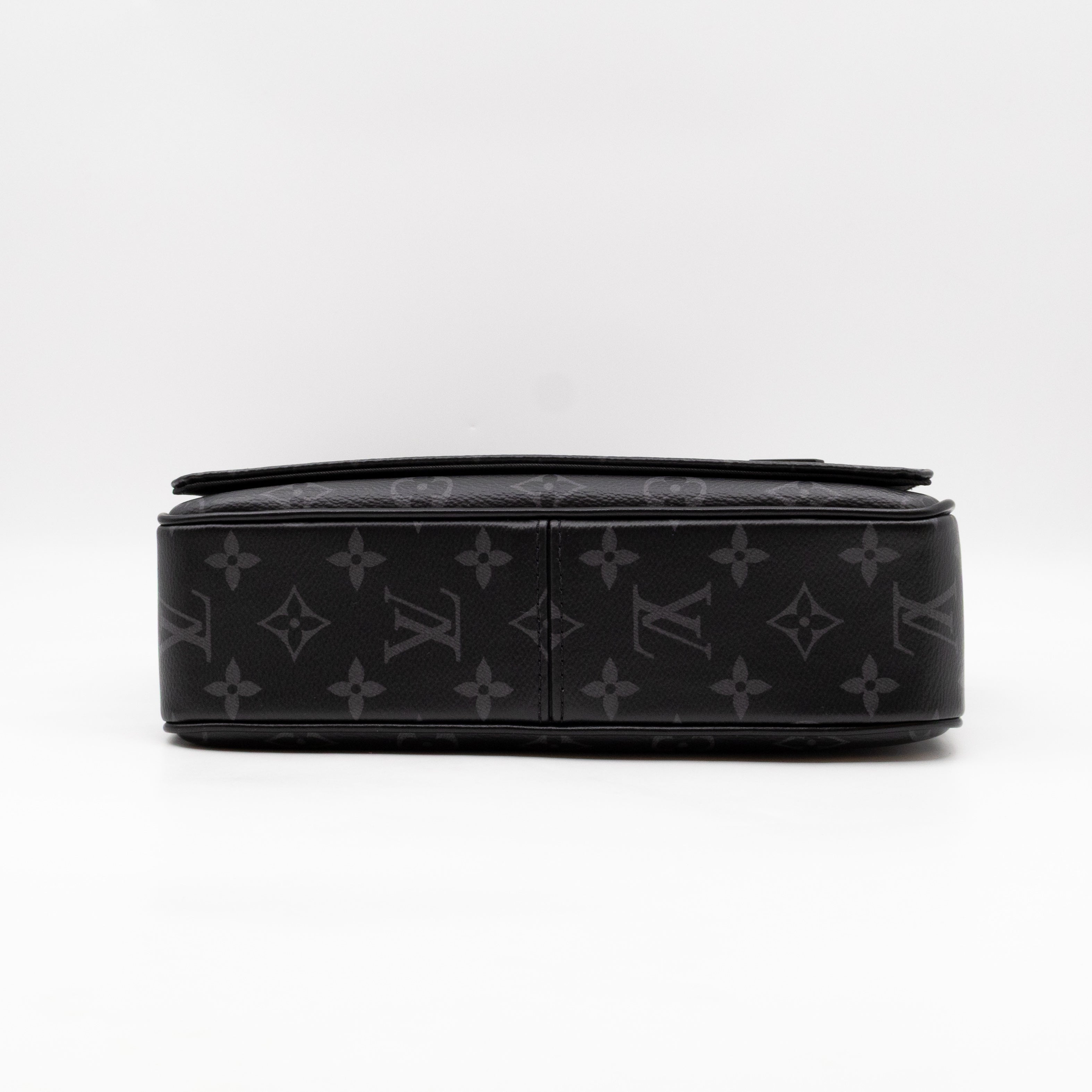 District PM Messenger Bag Monogram Eclipse