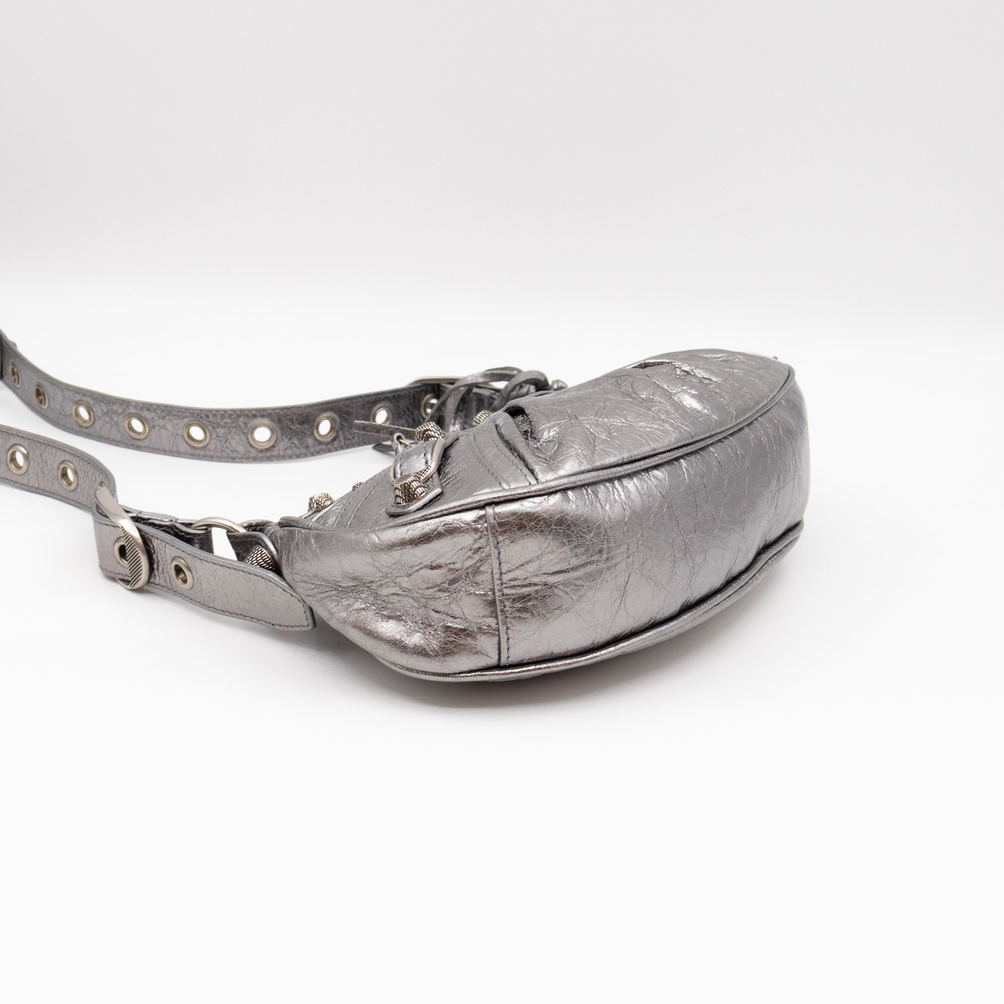 Le Cagole Shoulder Bag XS Silver Metallic Leather