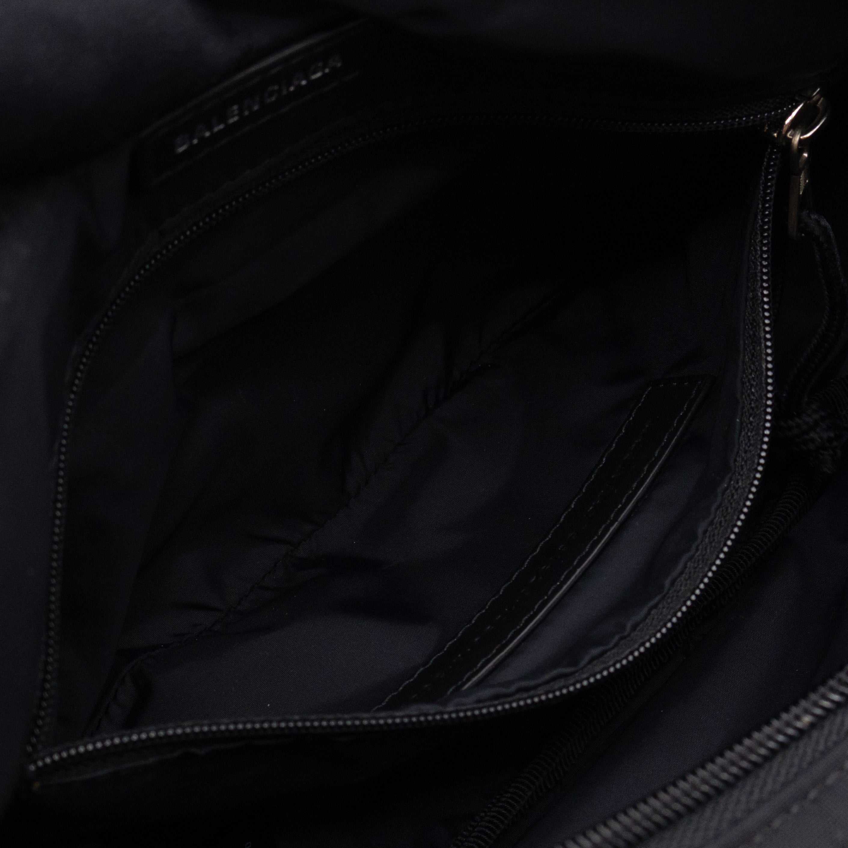 Wheel Shoulder Sling Bag Black Nylon