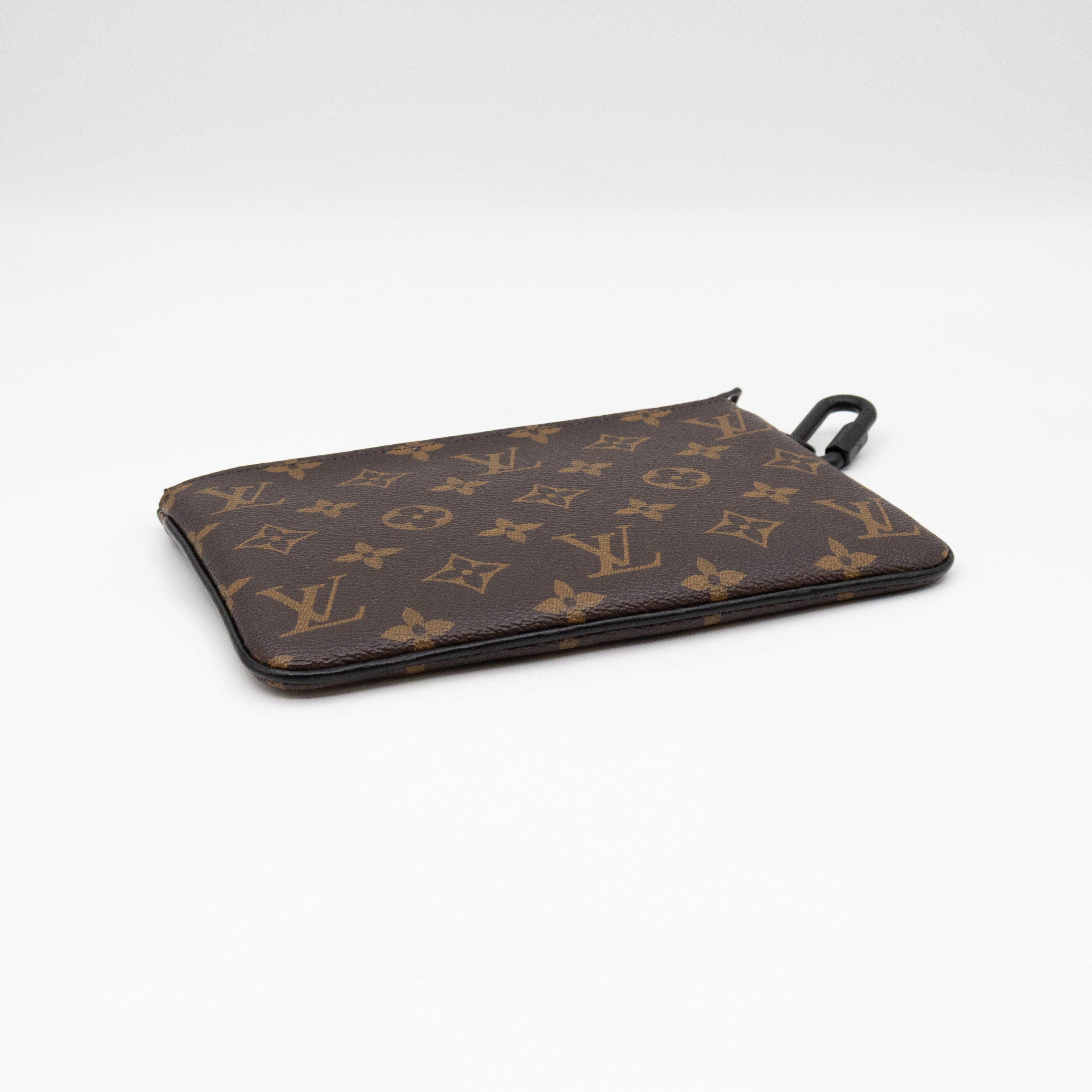 Zipped Pouch MM Monogram Logo Story