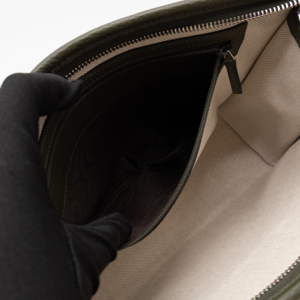 Jumbo GG Pouch Green Leather