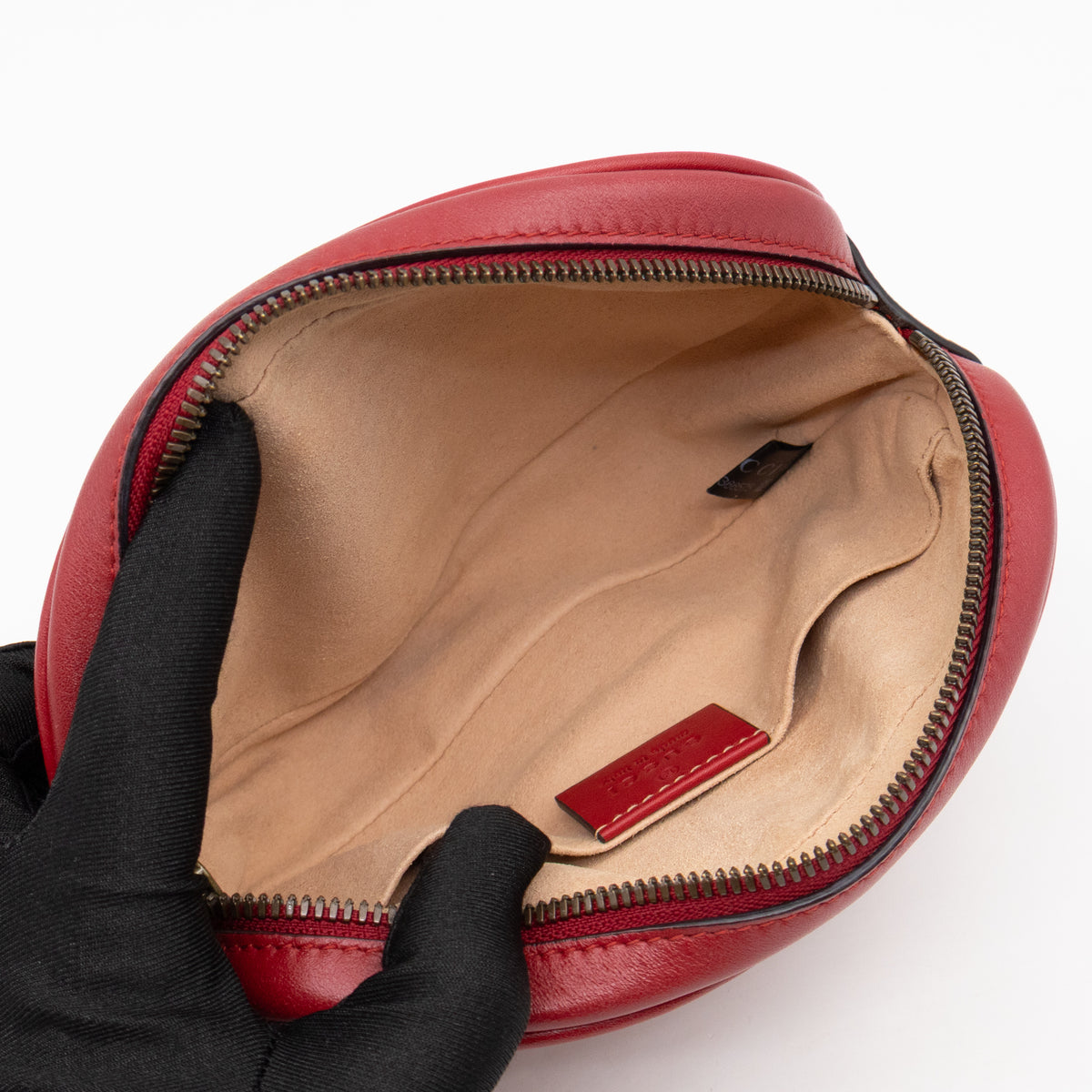 GG Marmont Matelasse Belt Bag Red