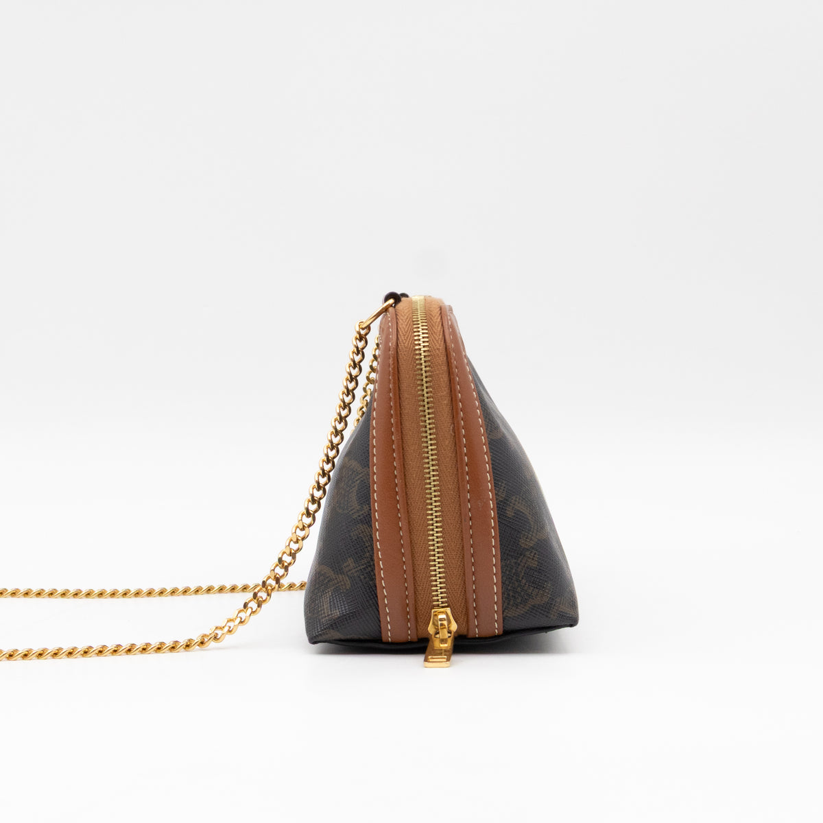Clutch on Chain Triomphe Canvas Brown