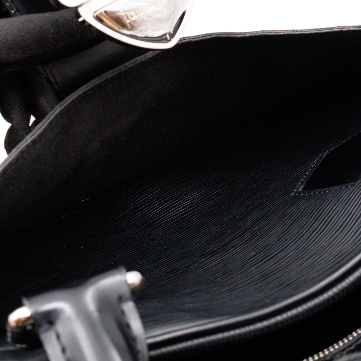 Montaigne Bowling Bag GM Black Epi Leather