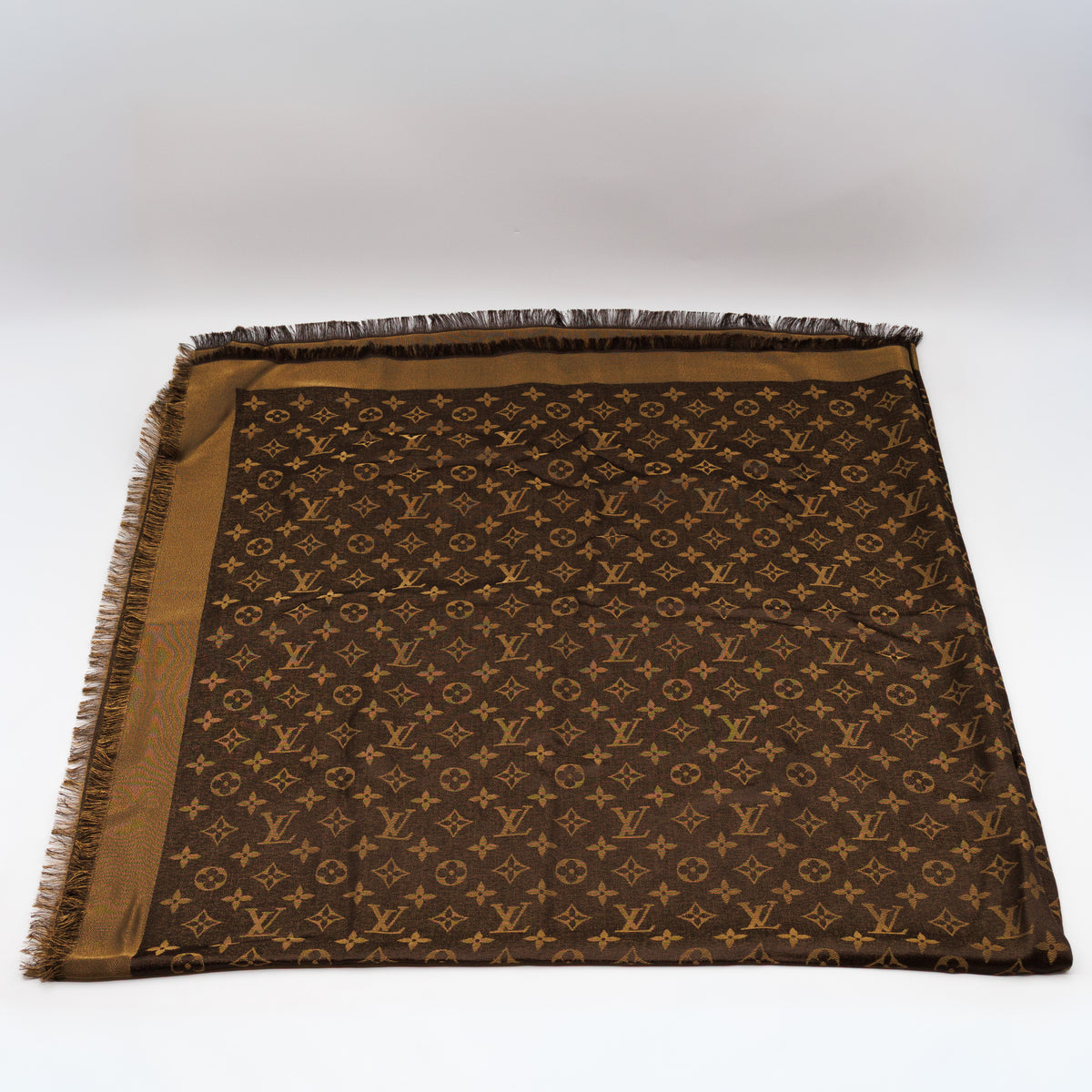 Monogram Shine Shawl Brown