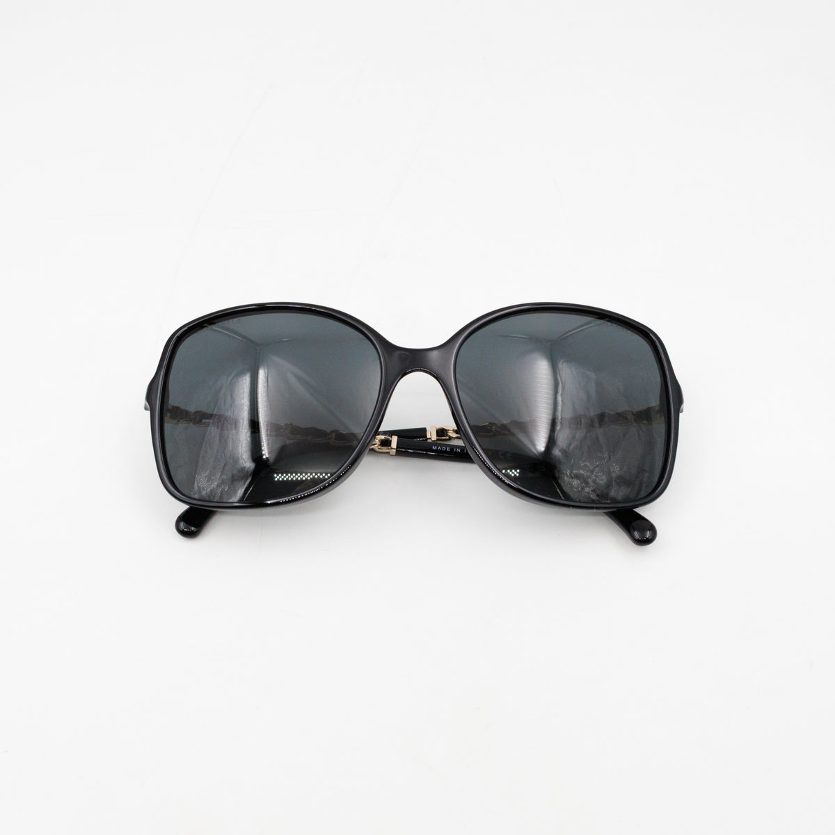 Square Sunglasses With Chanel Chain