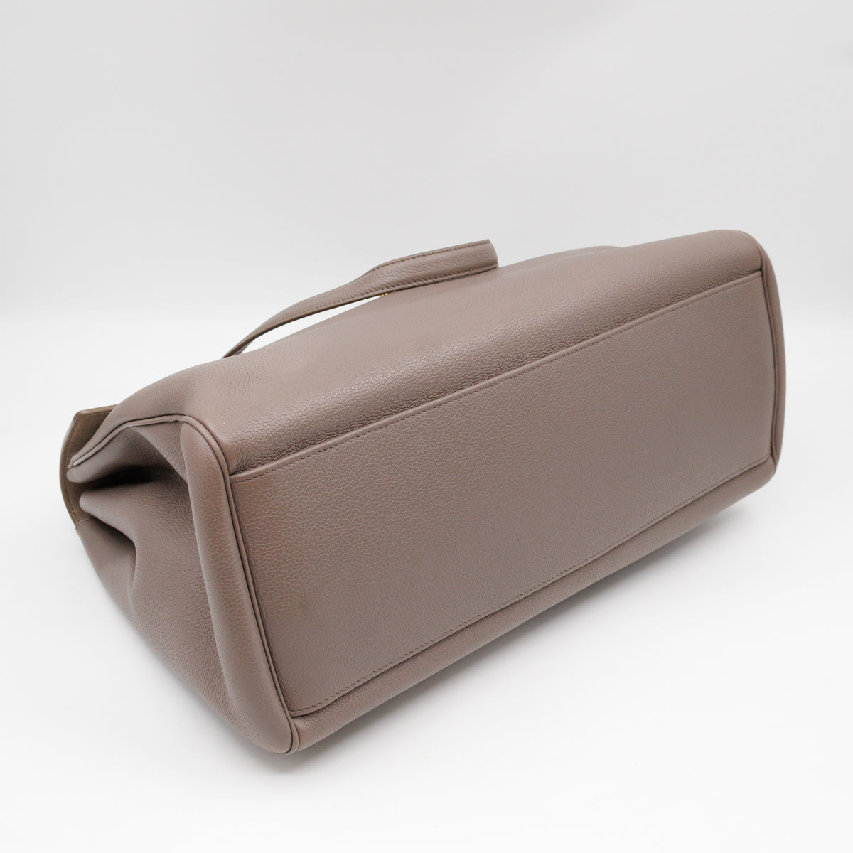 Sac 16 Soft Grey Grained Calfskin