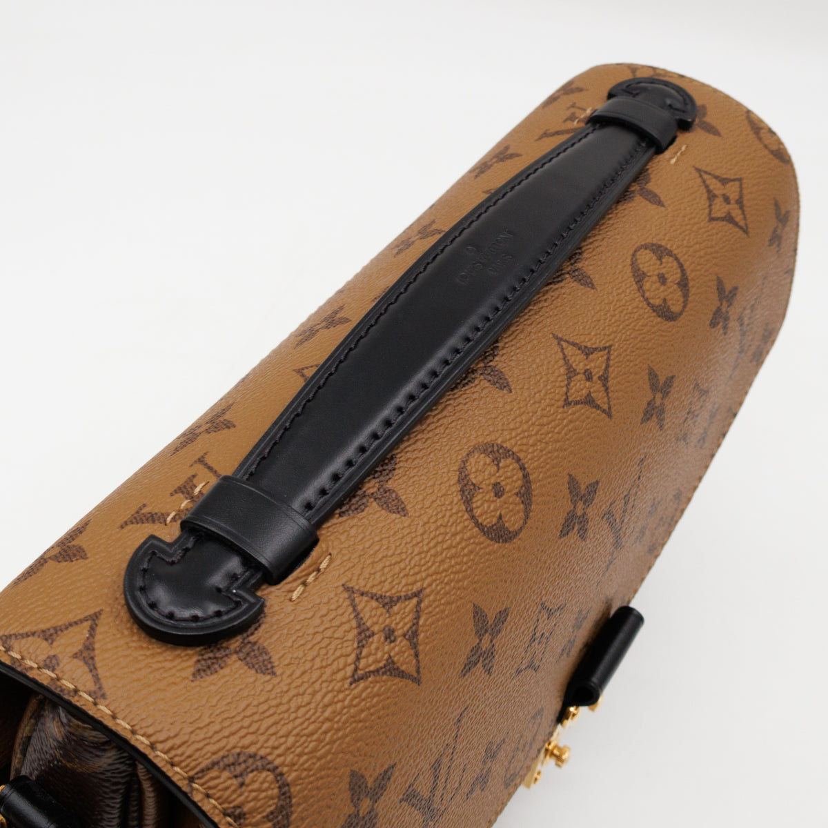 Pochette Metis Monogram Reverse