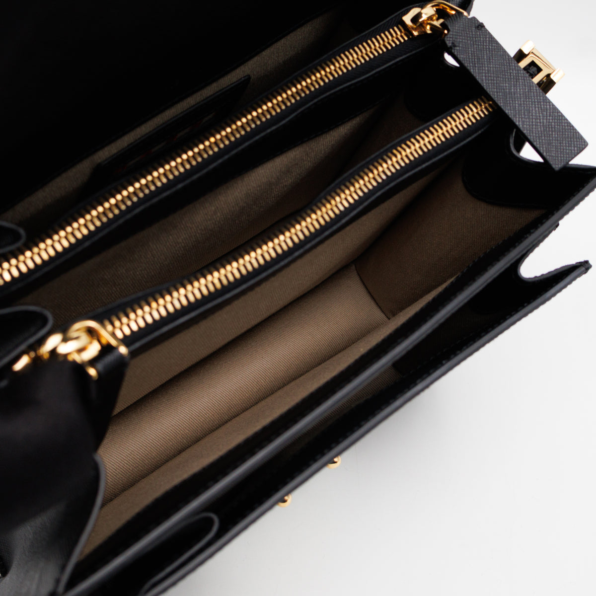 Trunk Bag Medium Black & White Leather