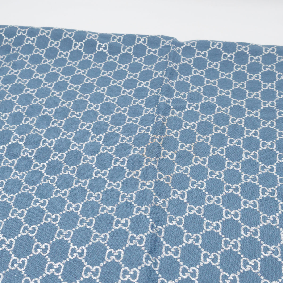 Metallic Guccissima Scarf Periwinkle Silver