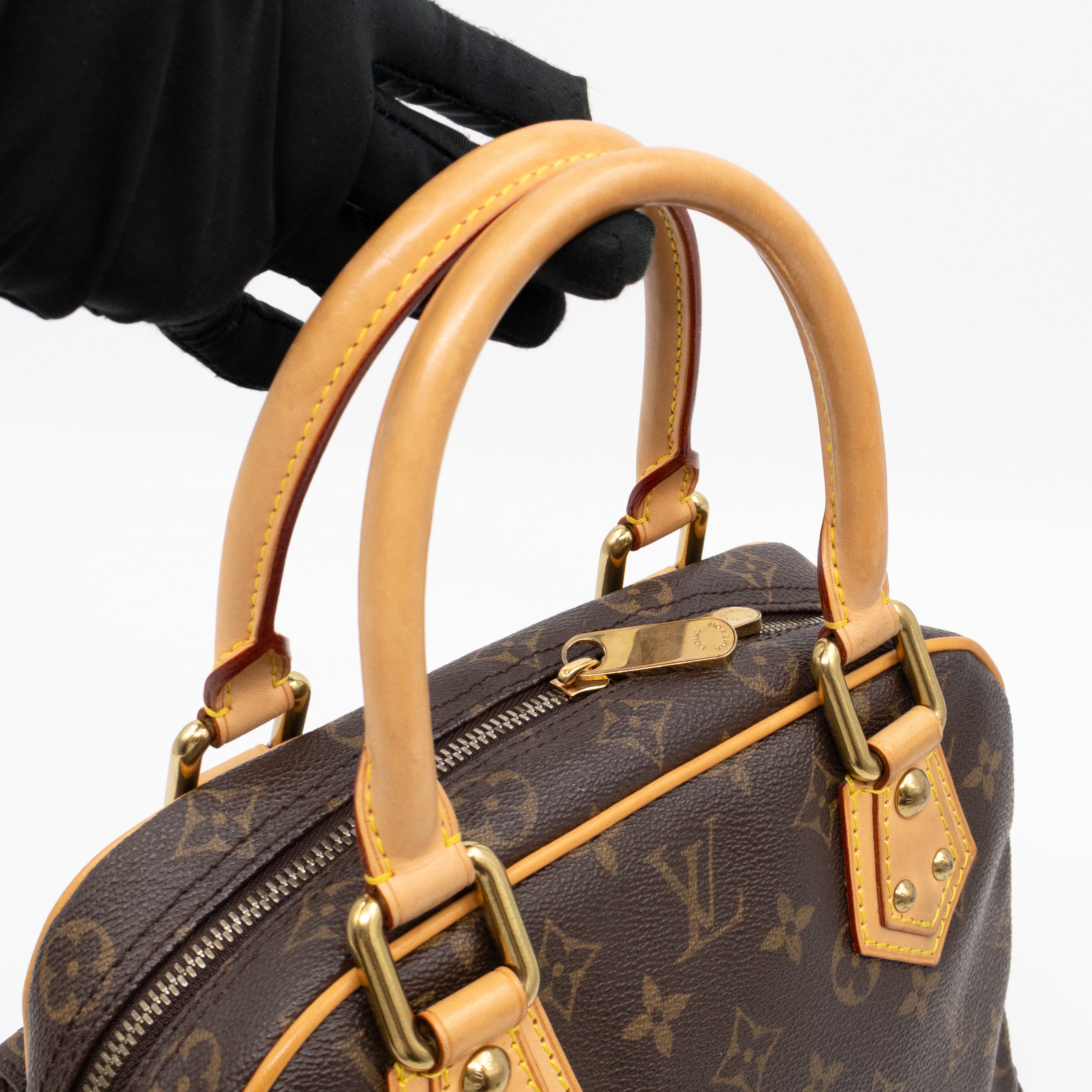 Manhattan PM Monogram