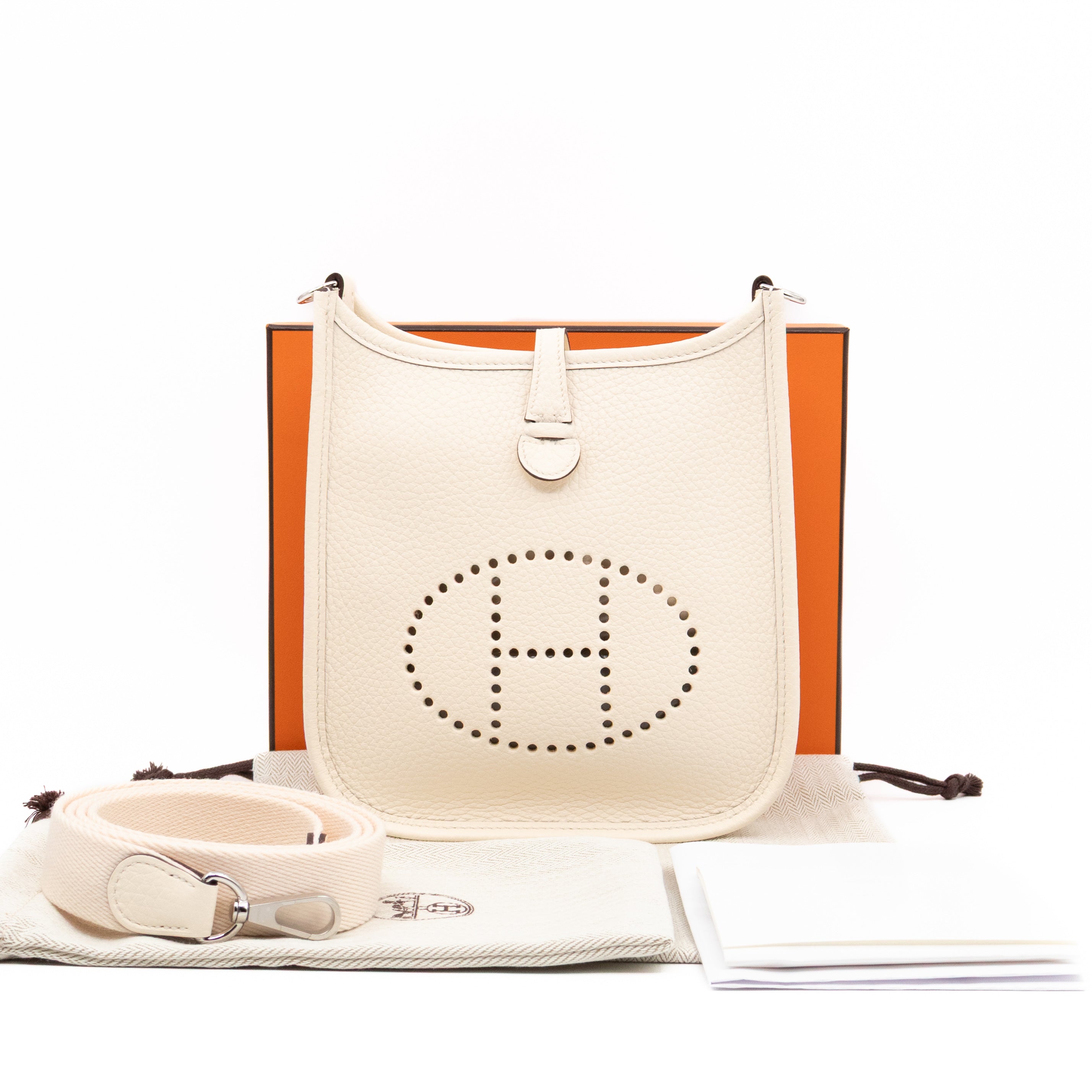 Evelyne 16 Mini Nata Leather