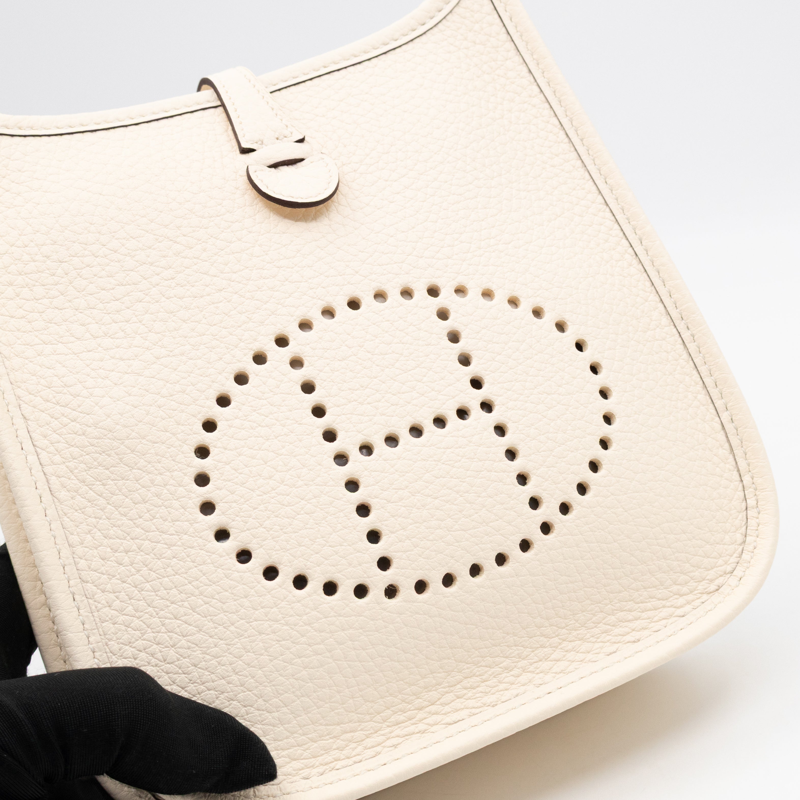 Evelyne 16 Mini Nata Leather