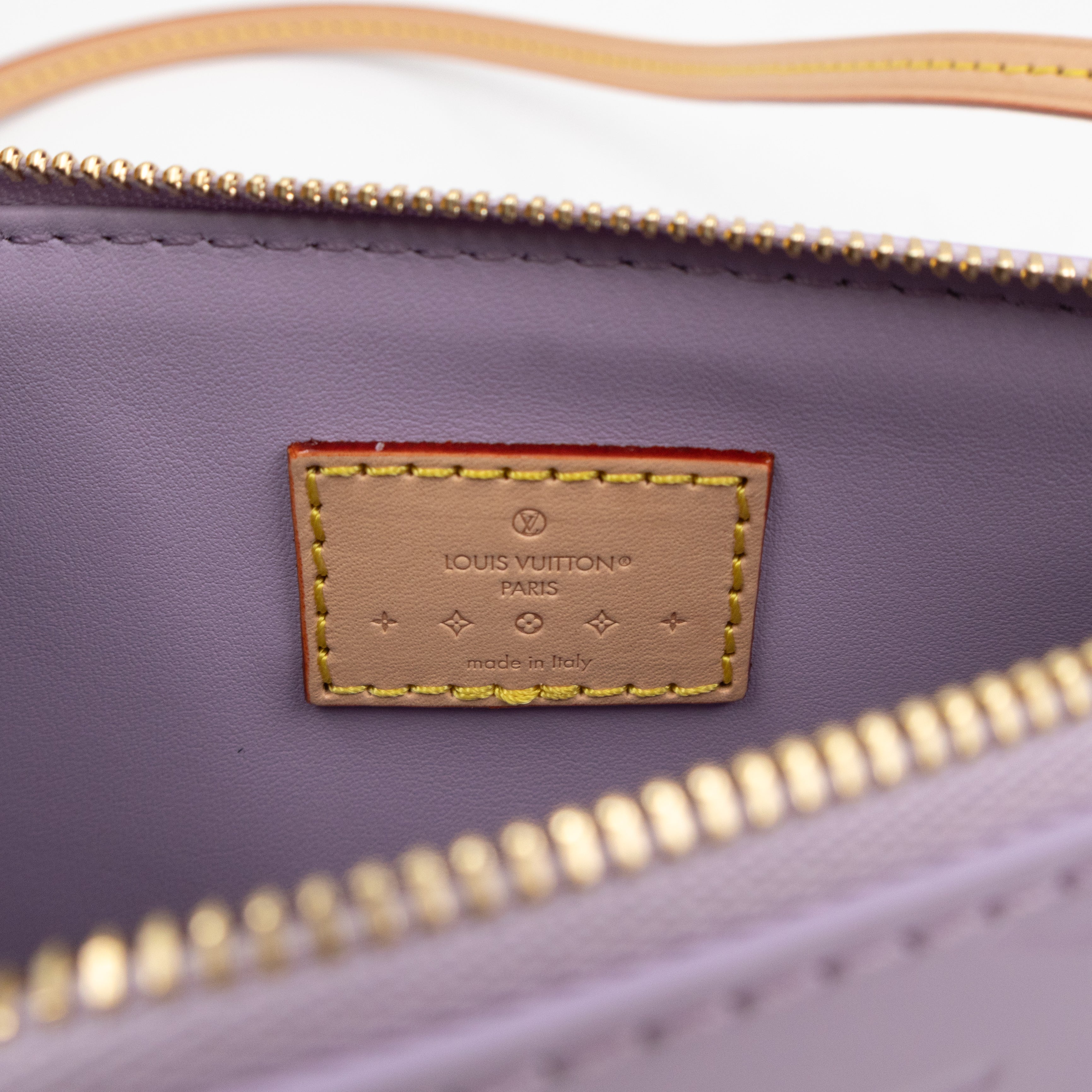 Lexington Pochette Lilac Vernis Leather