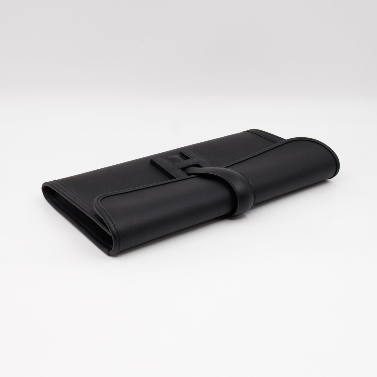 Jige Elan 29 Clutch Black Swift Leather