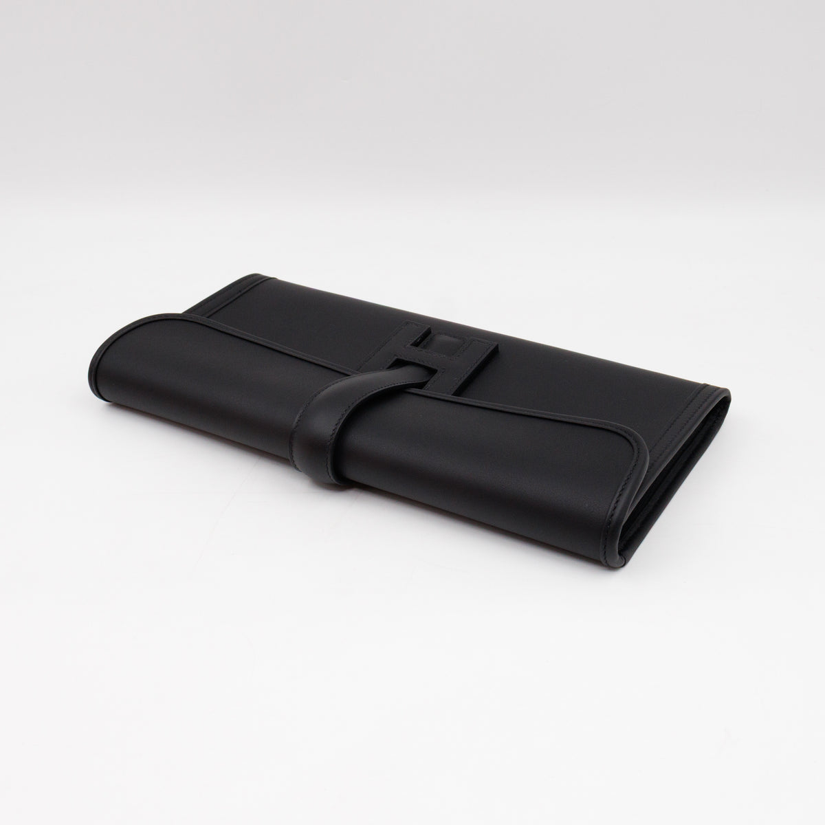 Jige Elan 29 Clutch Black Swift Leather