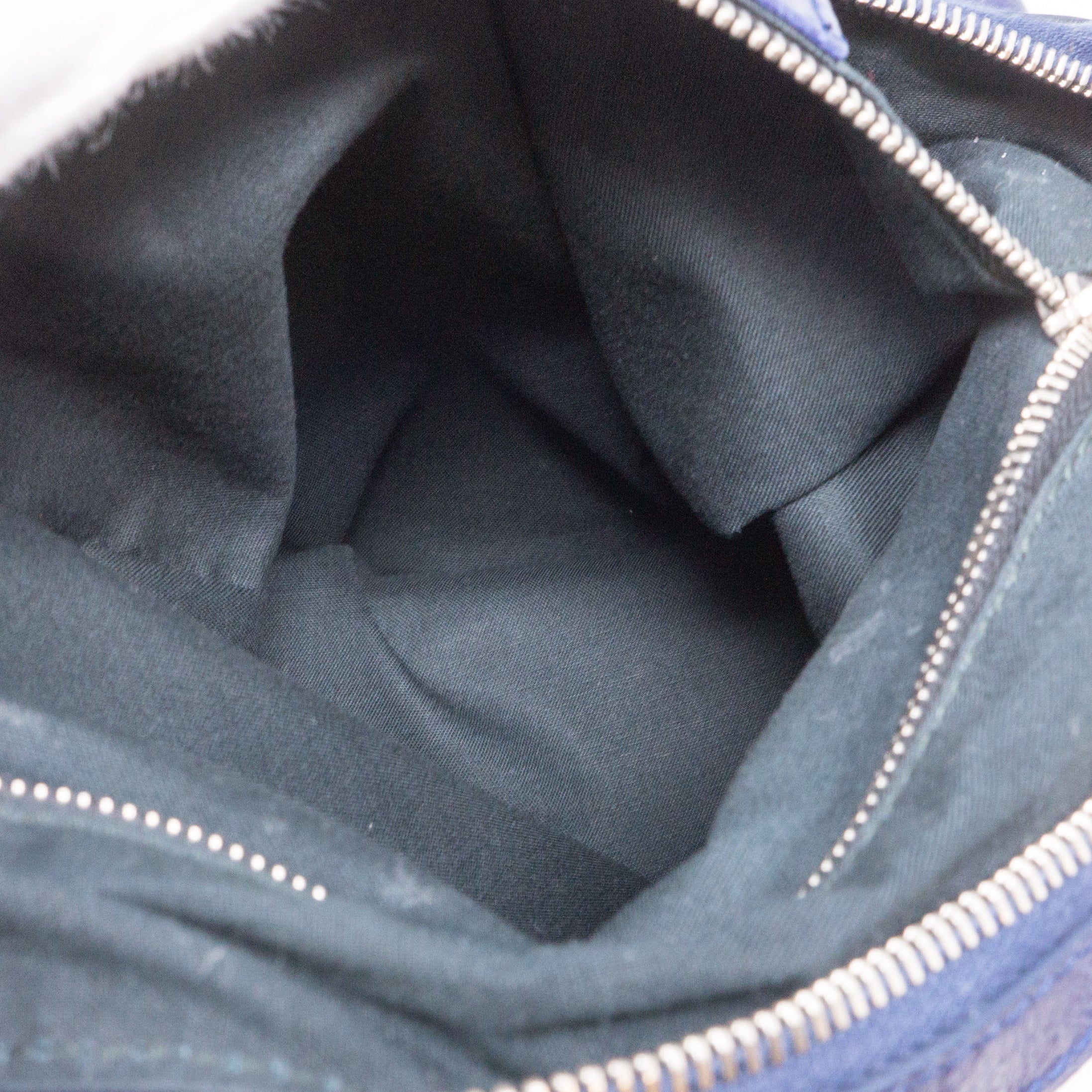 Day Messenger Bag Blue Leather