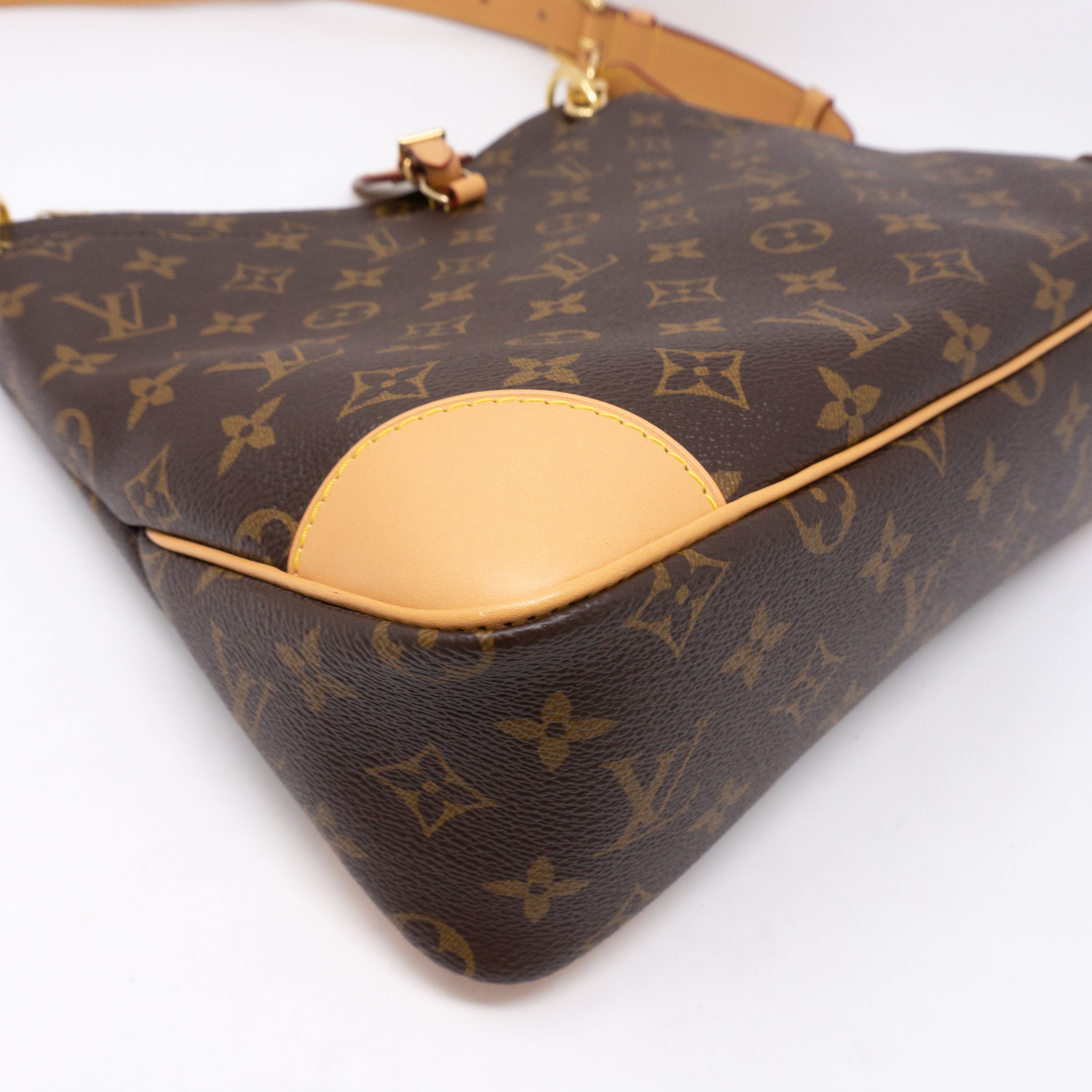 Odeon NM MM Monogram