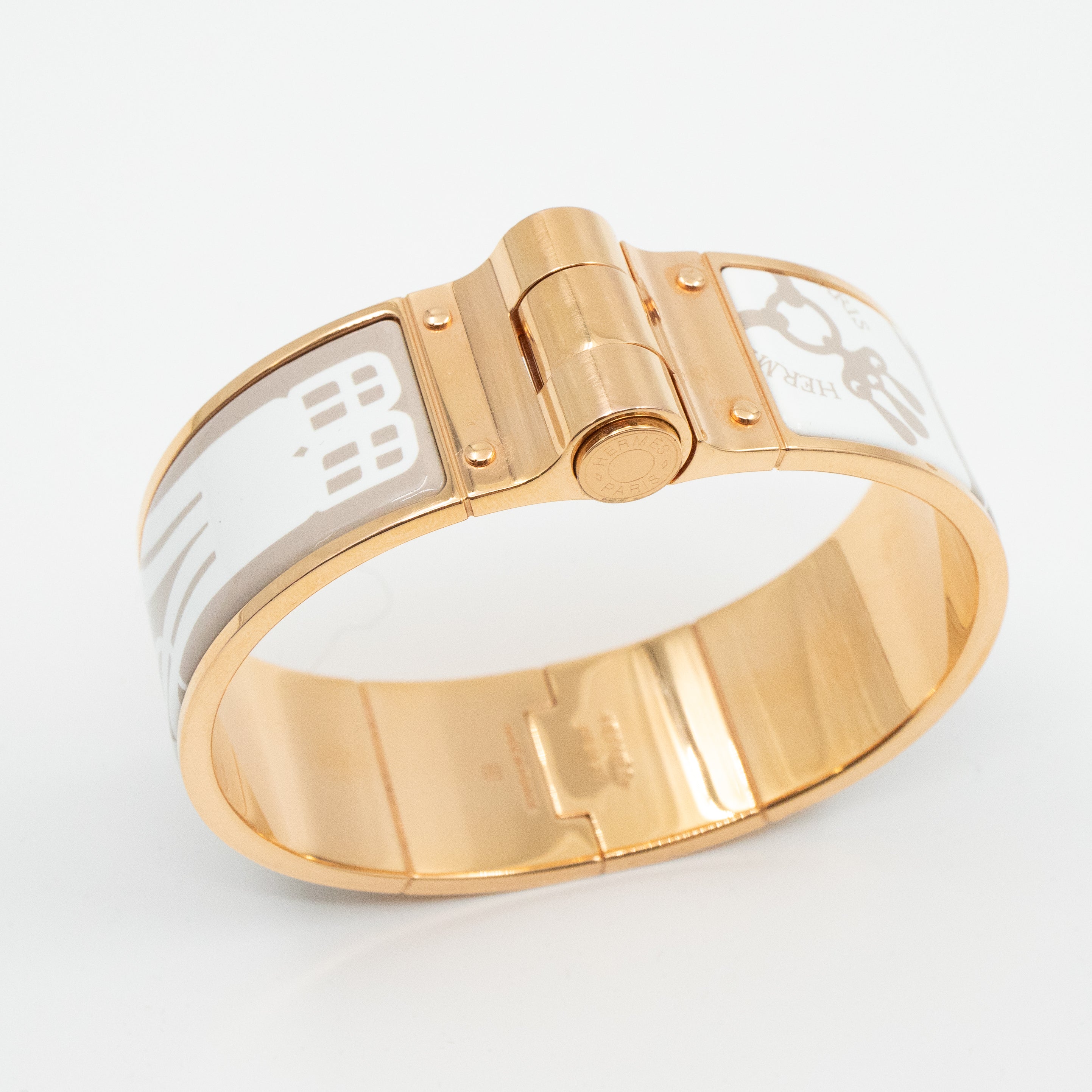 Hinged Bracelet White Rose Gold