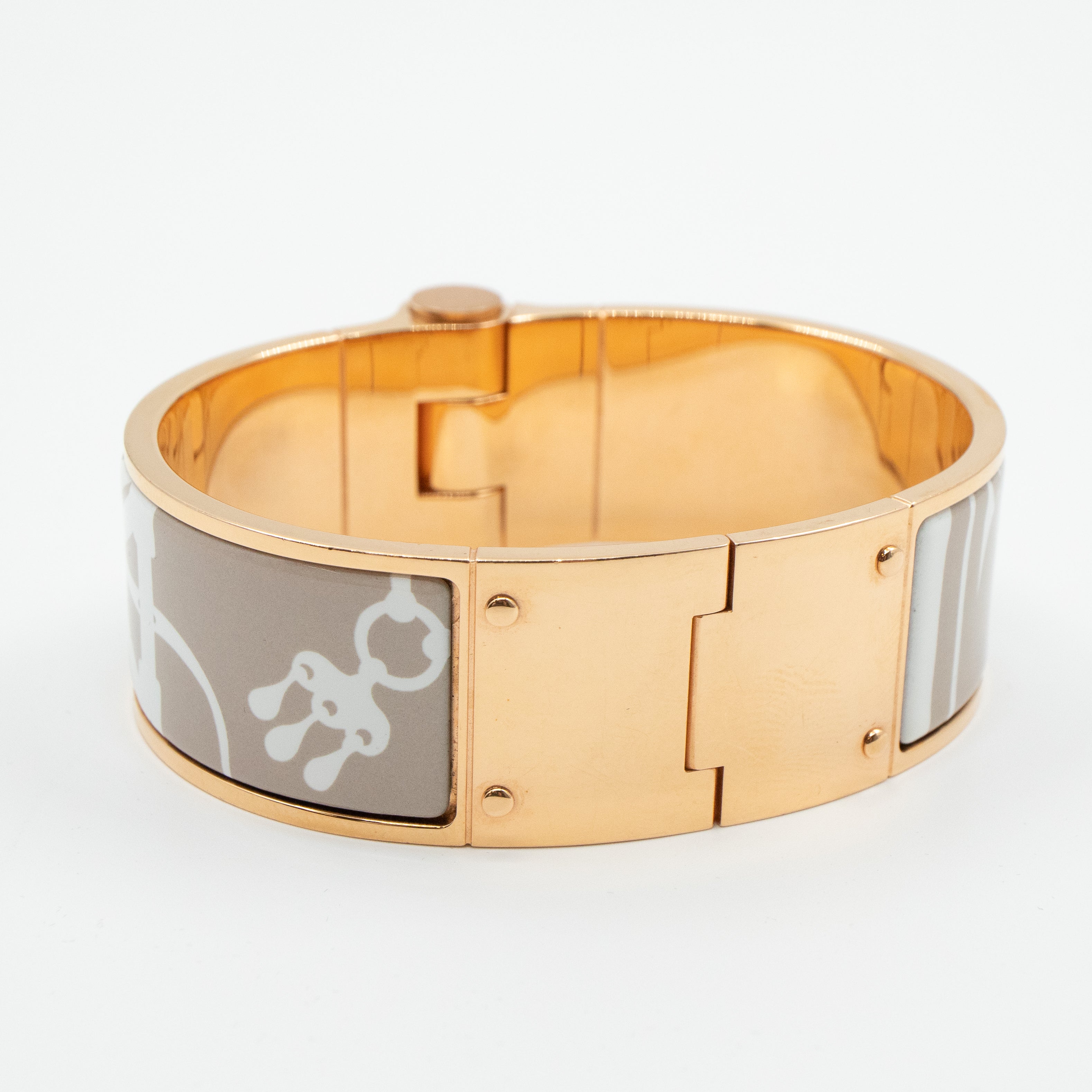 Hinged Bracelet White Rose Gold