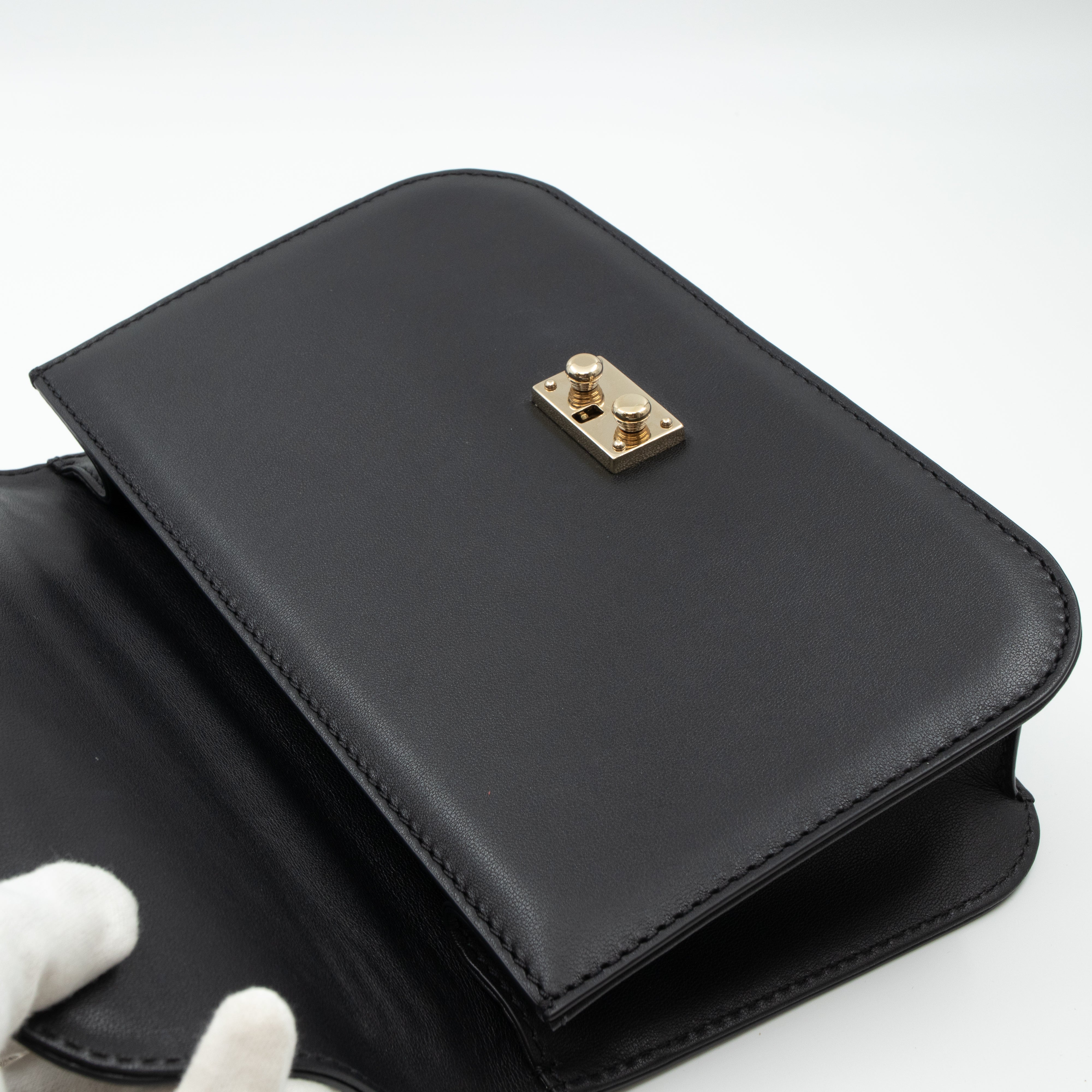 Medium Glam Lock Rockstud Flap Bag Black