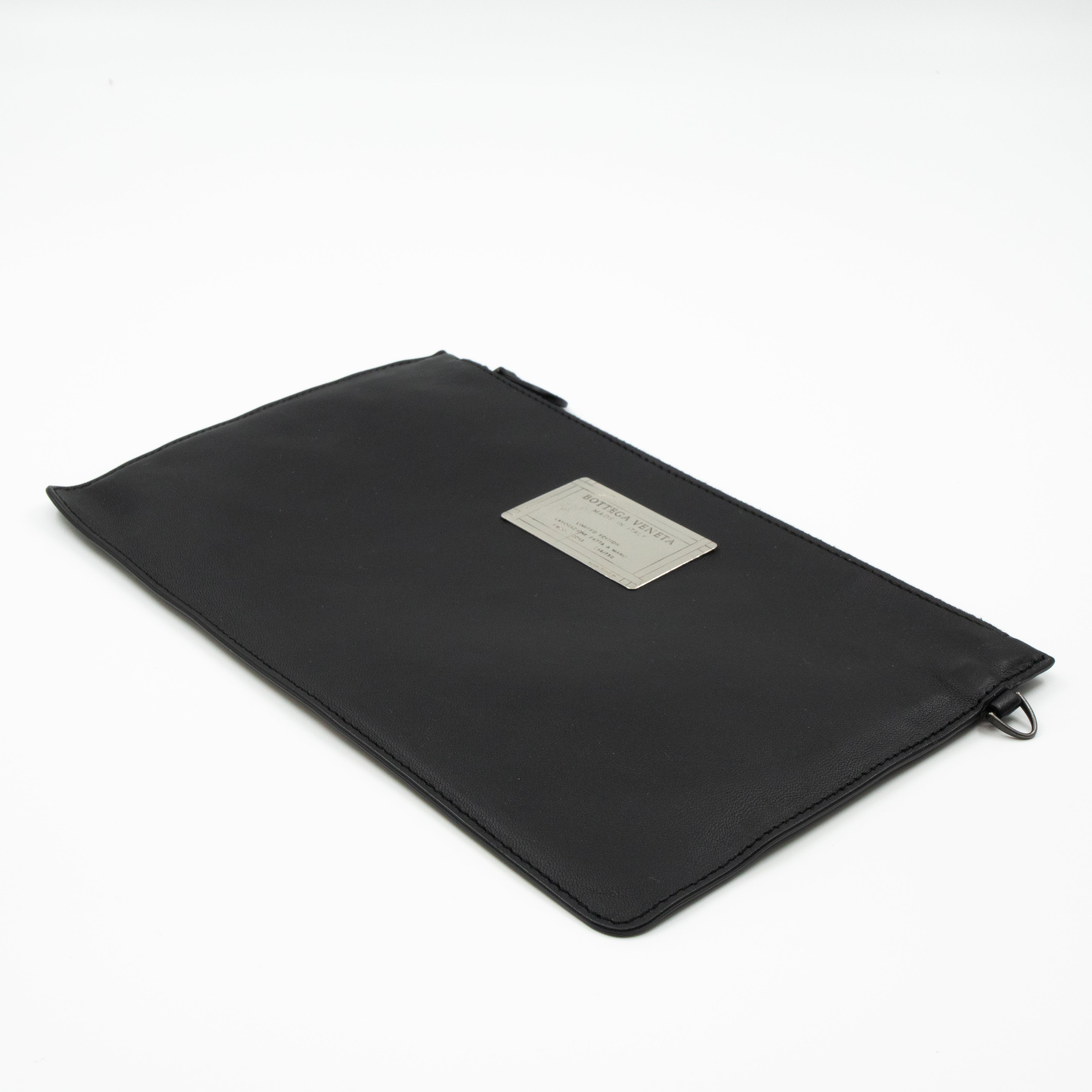 Intrecciato Cabat Tote Large Black Leather