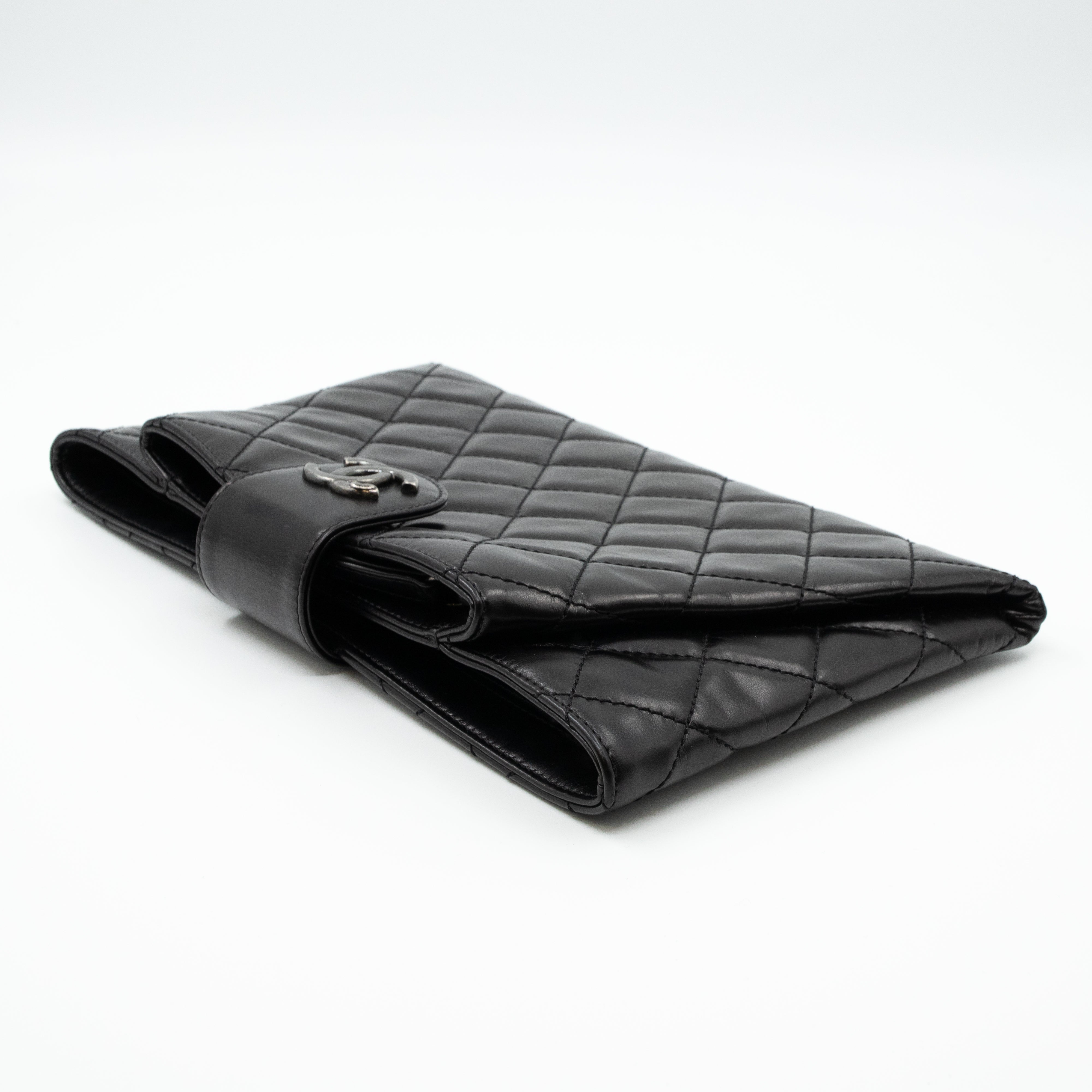 Coco Pleats Clutch Black Calfskin