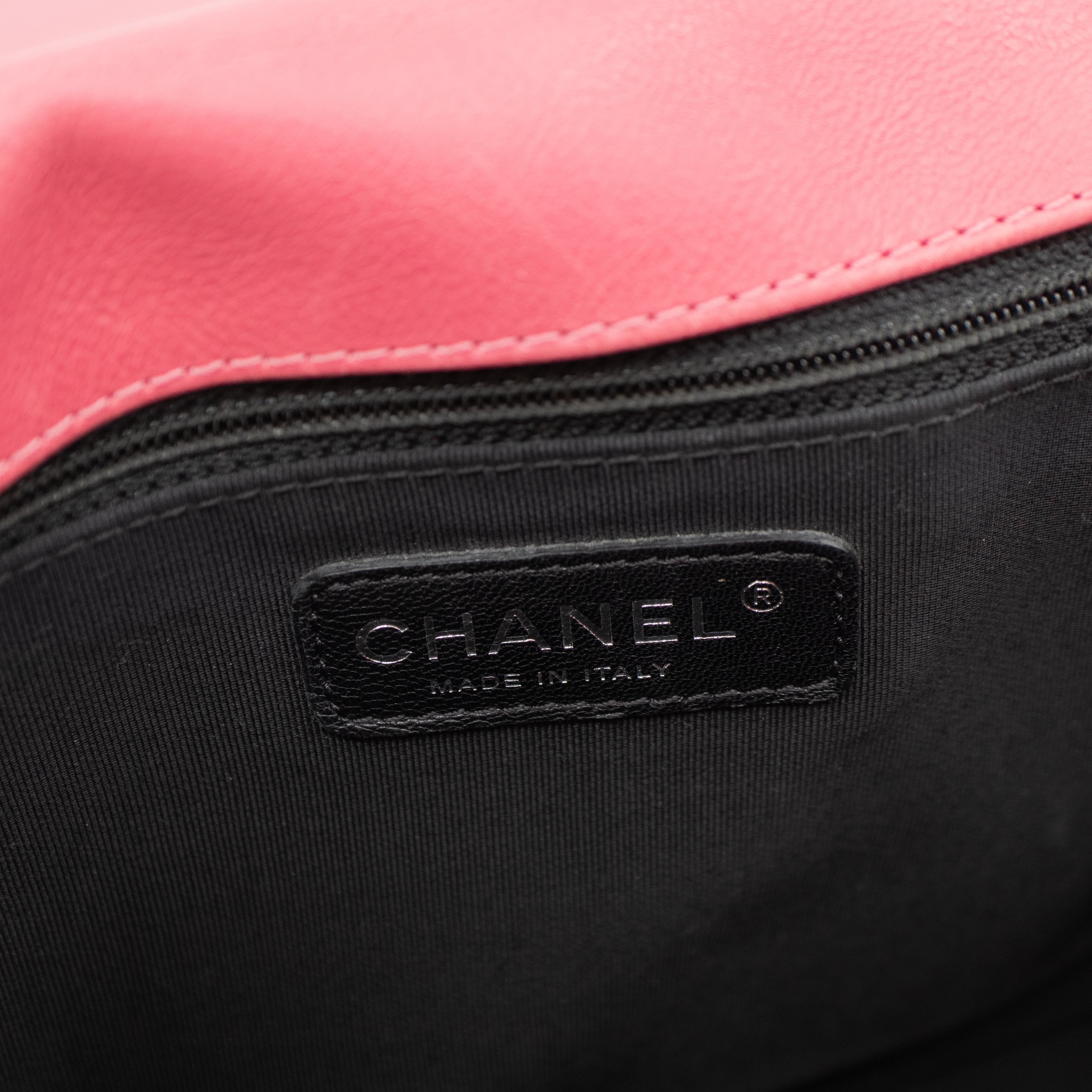 Boy Flap Bag Large Pink Leather