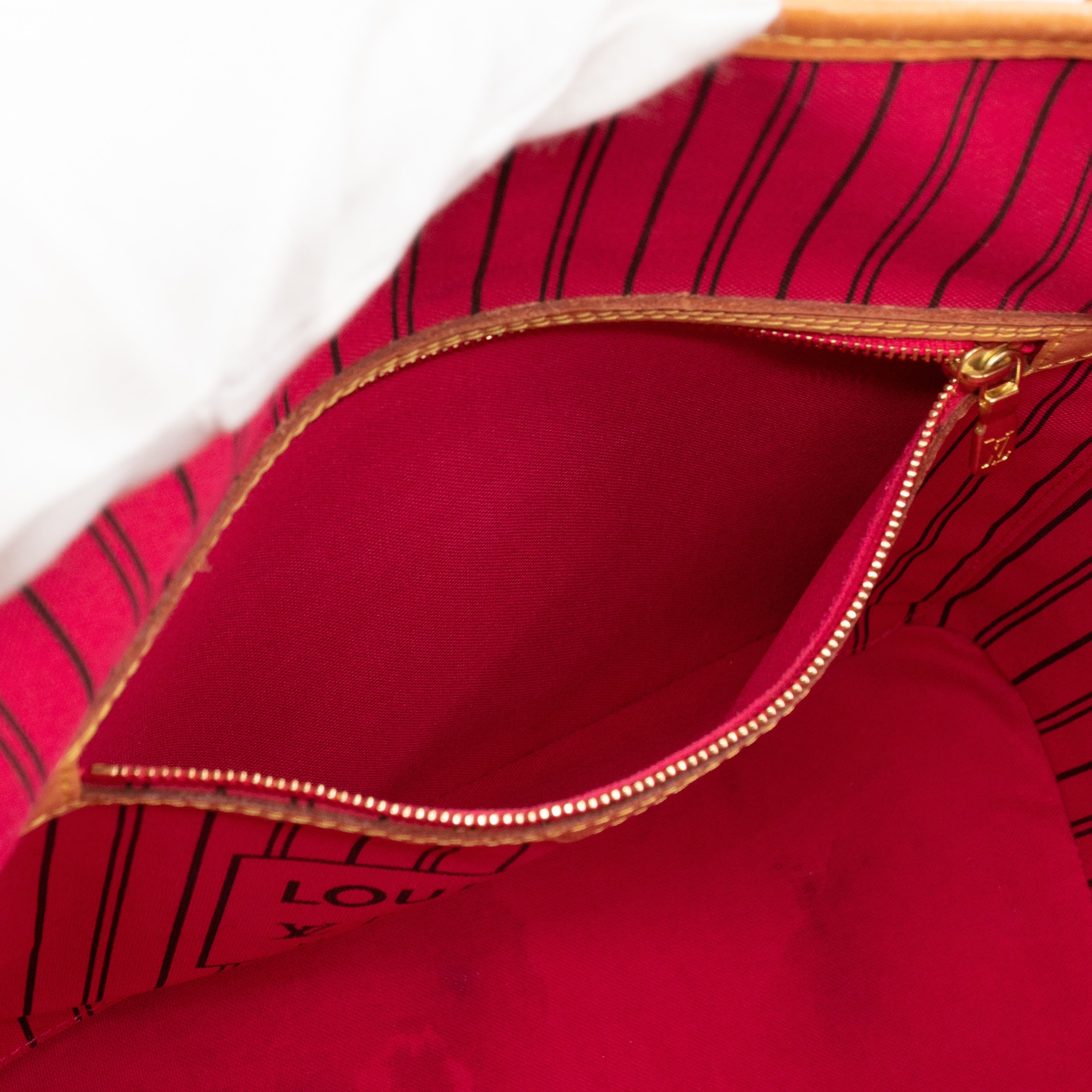 Neverfull MM Monogram Love Lock