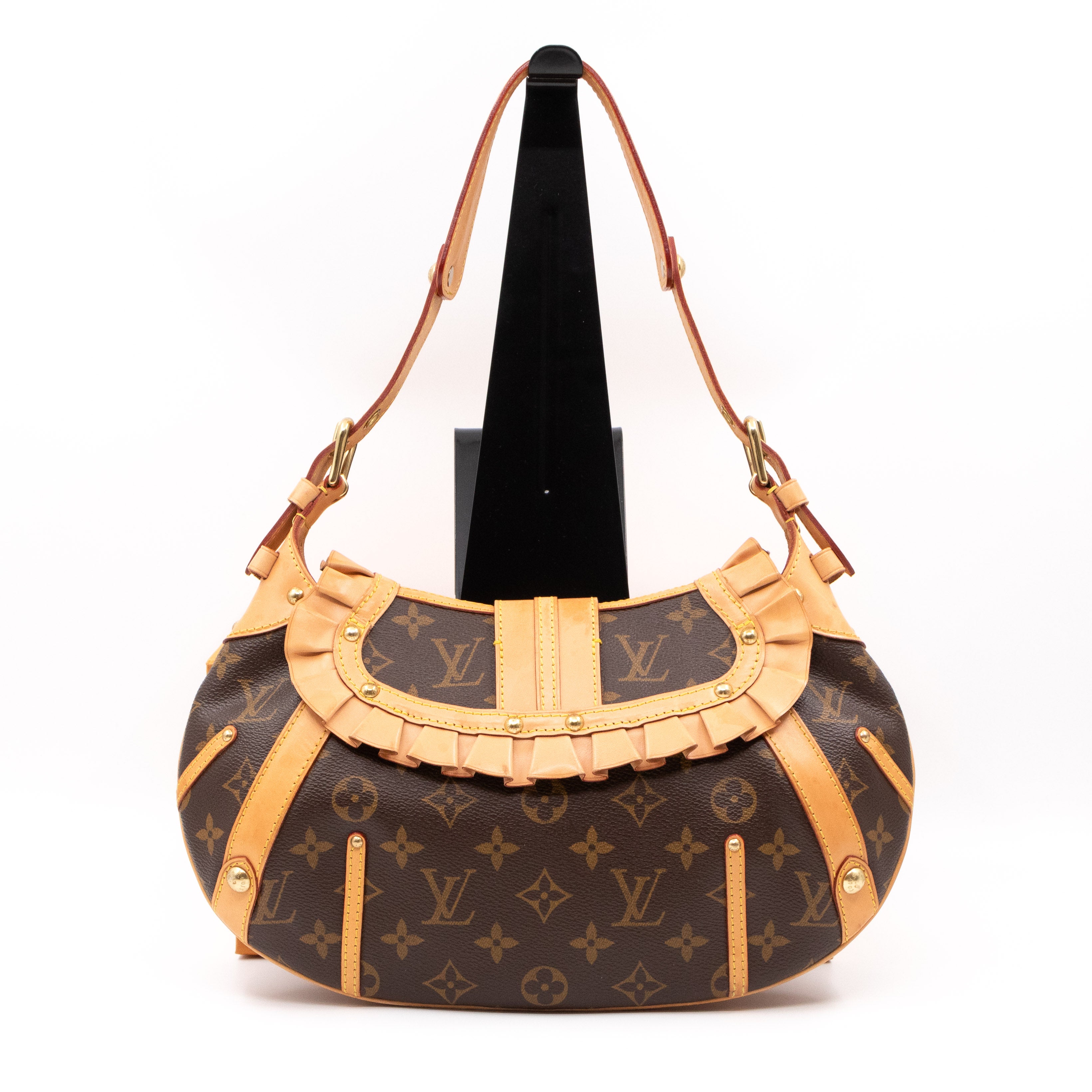 Leonor Monogram