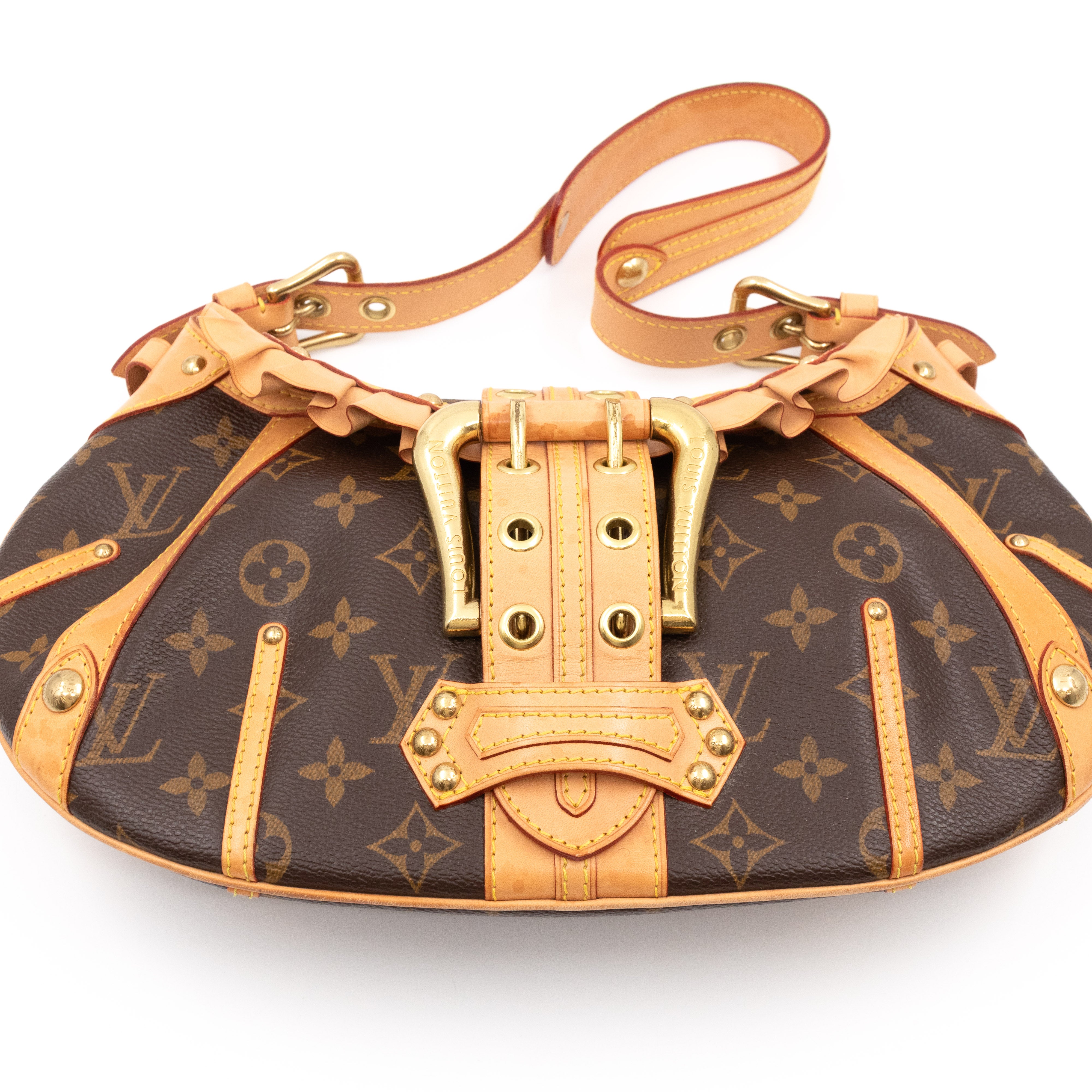 Leonor Monogram