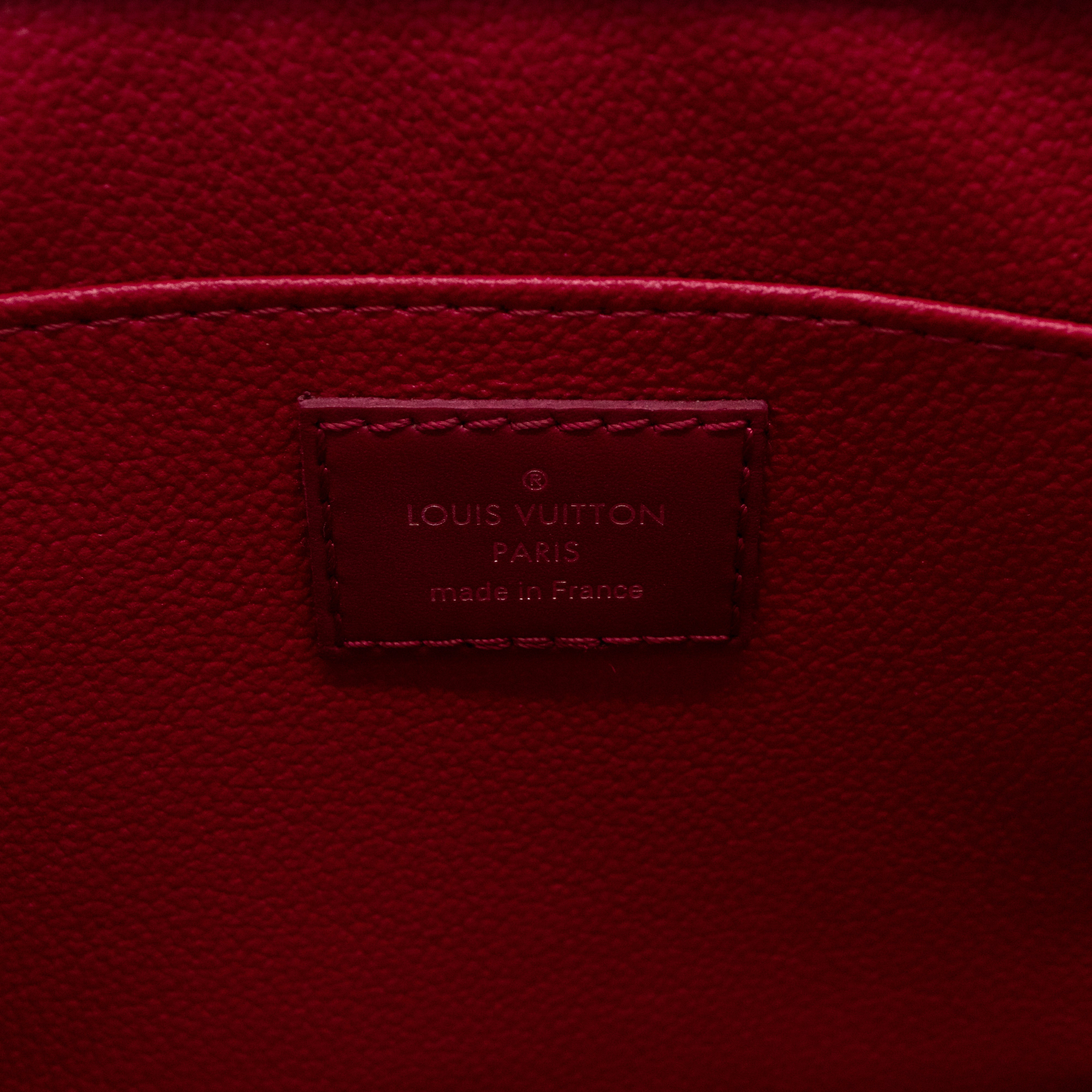 Toiletry Pouch 26 Epi Leather Fuchsia