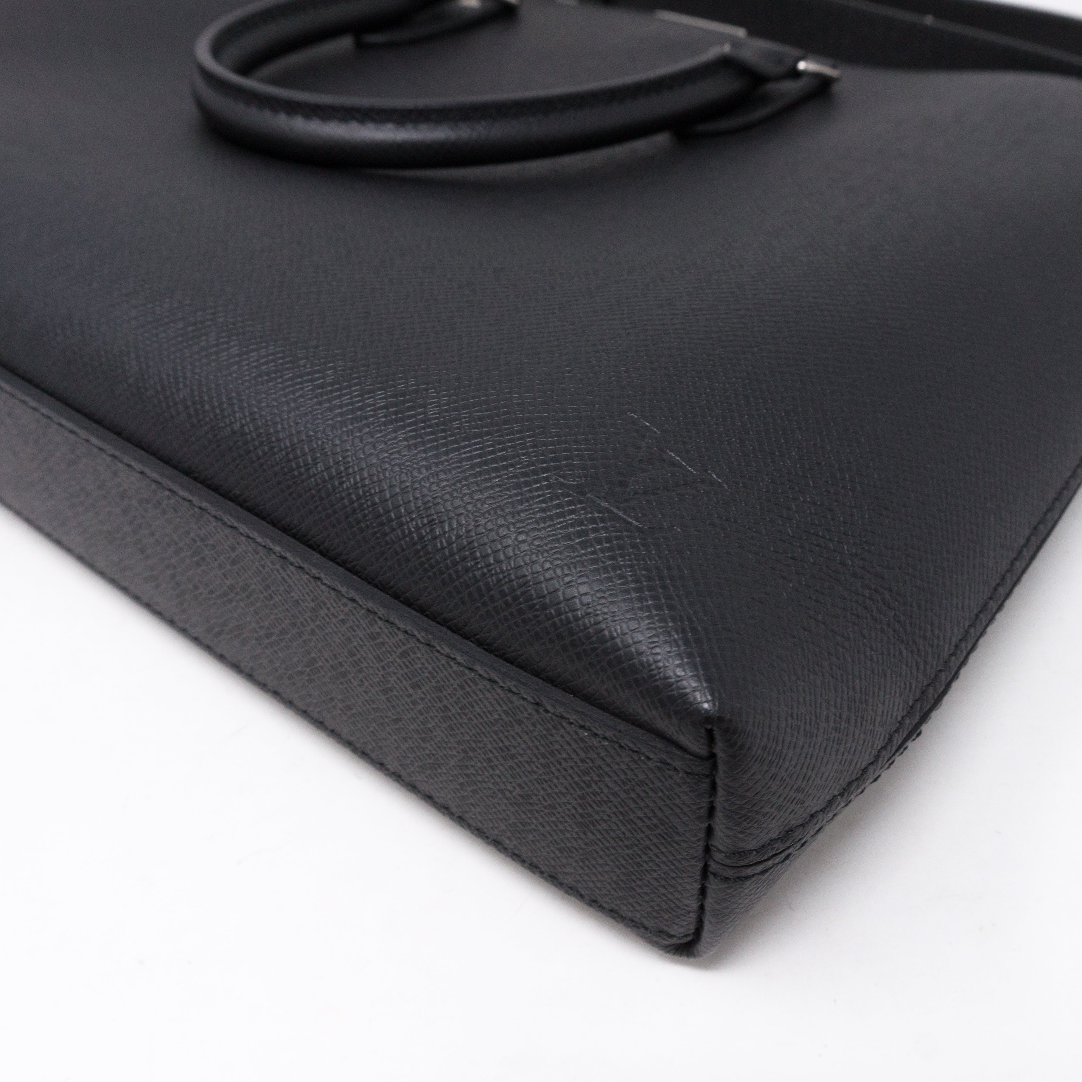 Anton Soft Briefcase Black Taiga Leather