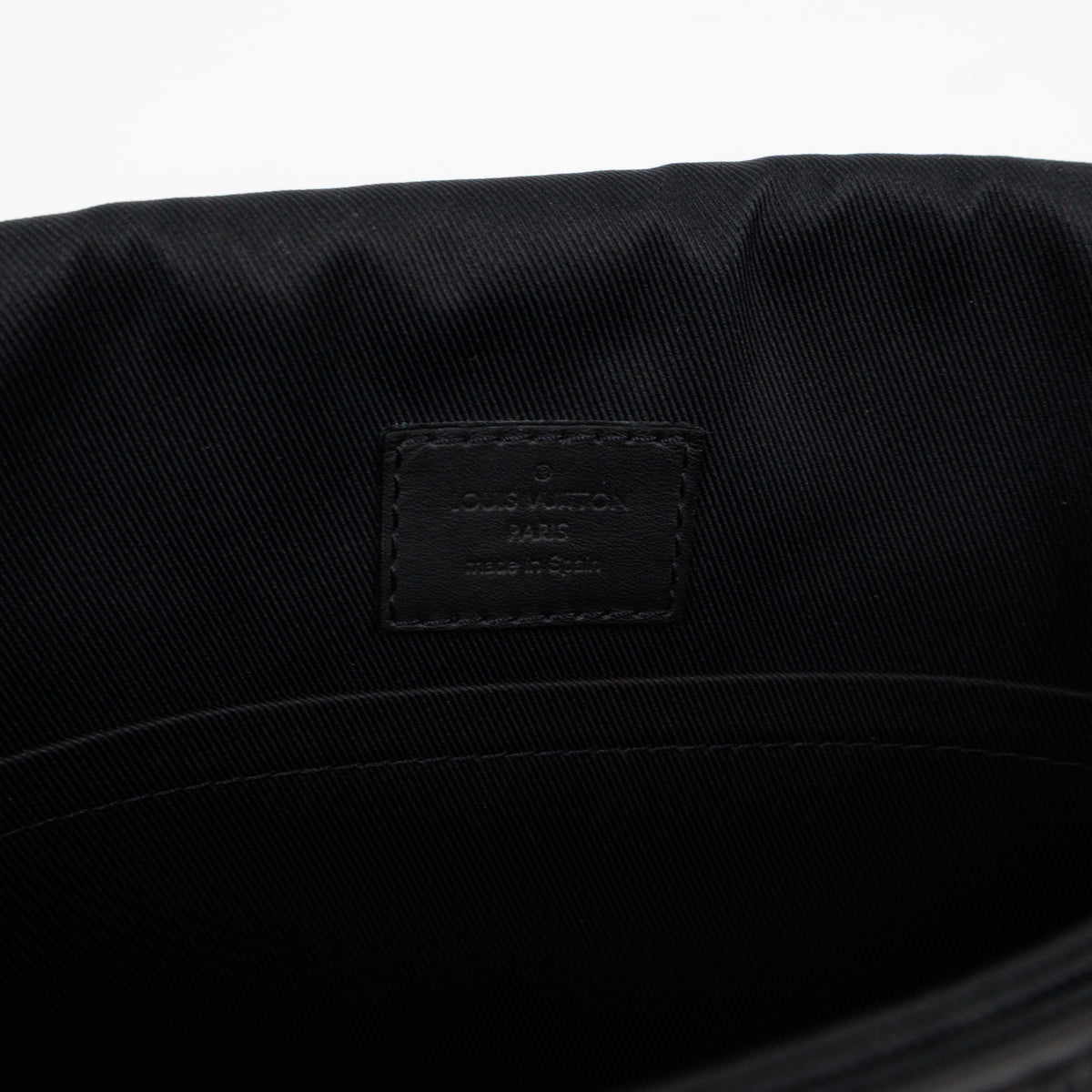 District PM Damier Infini Onyx