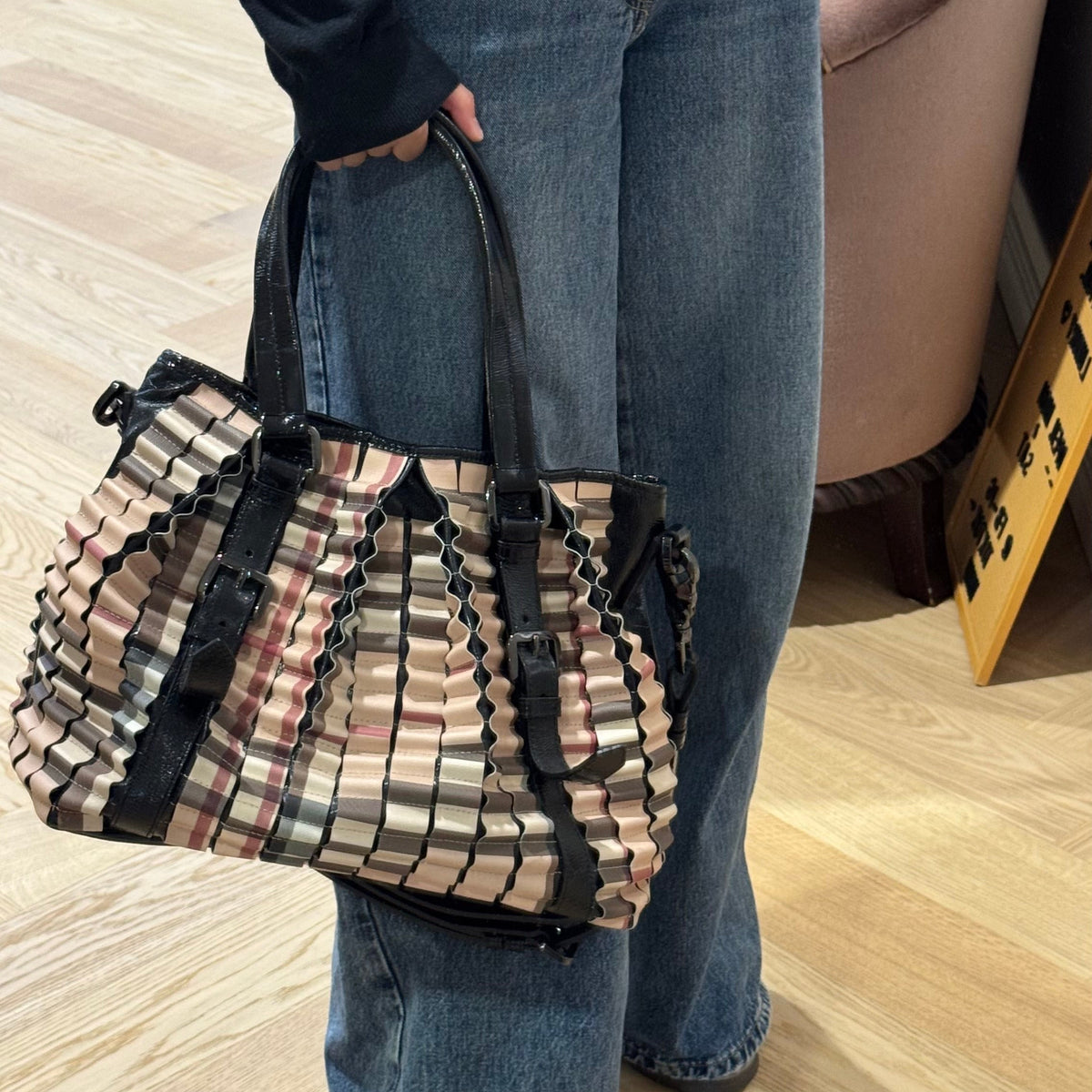 Lowry Ruffled Tote Bag Supernova Check